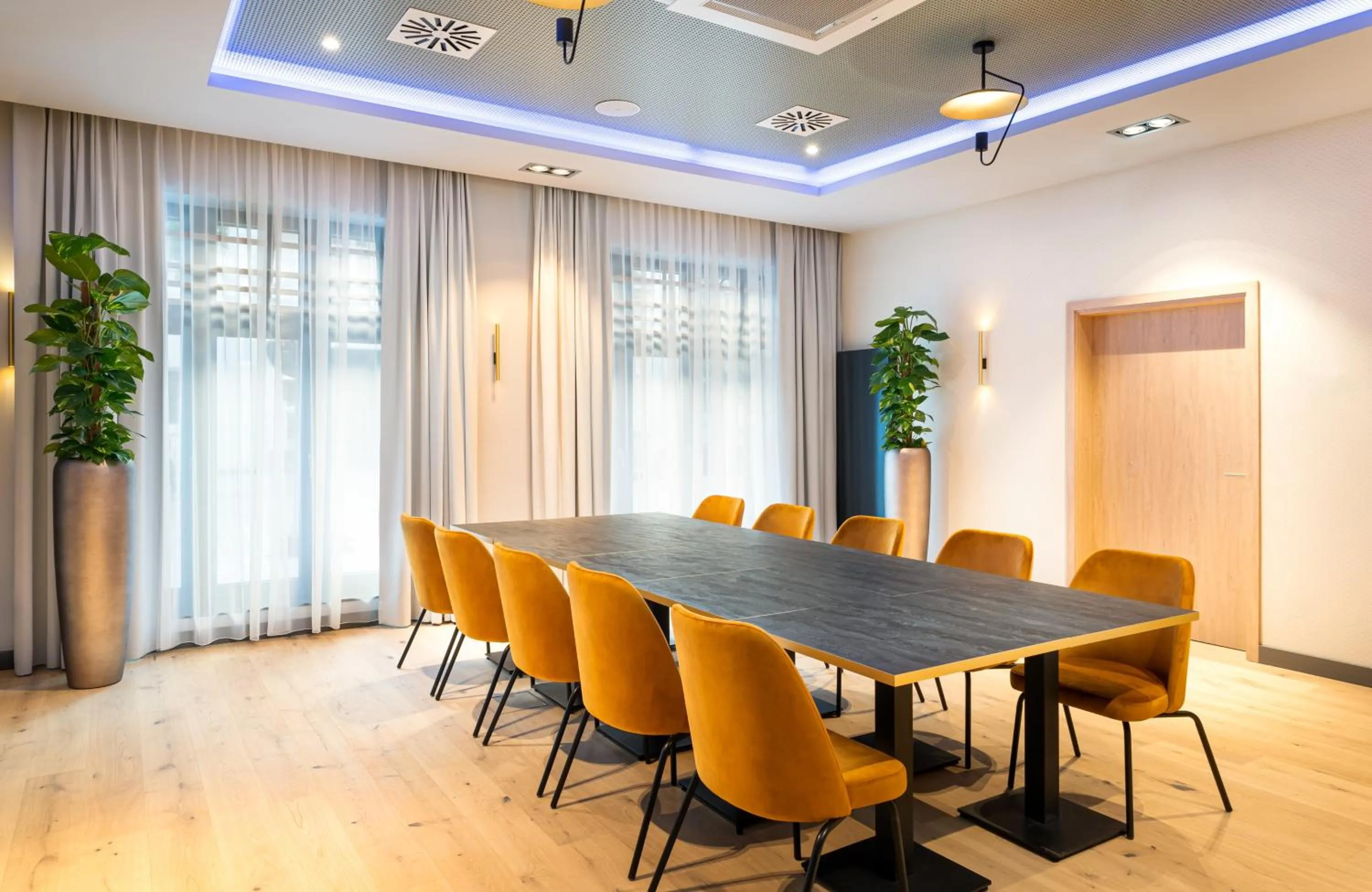 Meeting/conference room in Leonardo Hotel Hamburg Altona