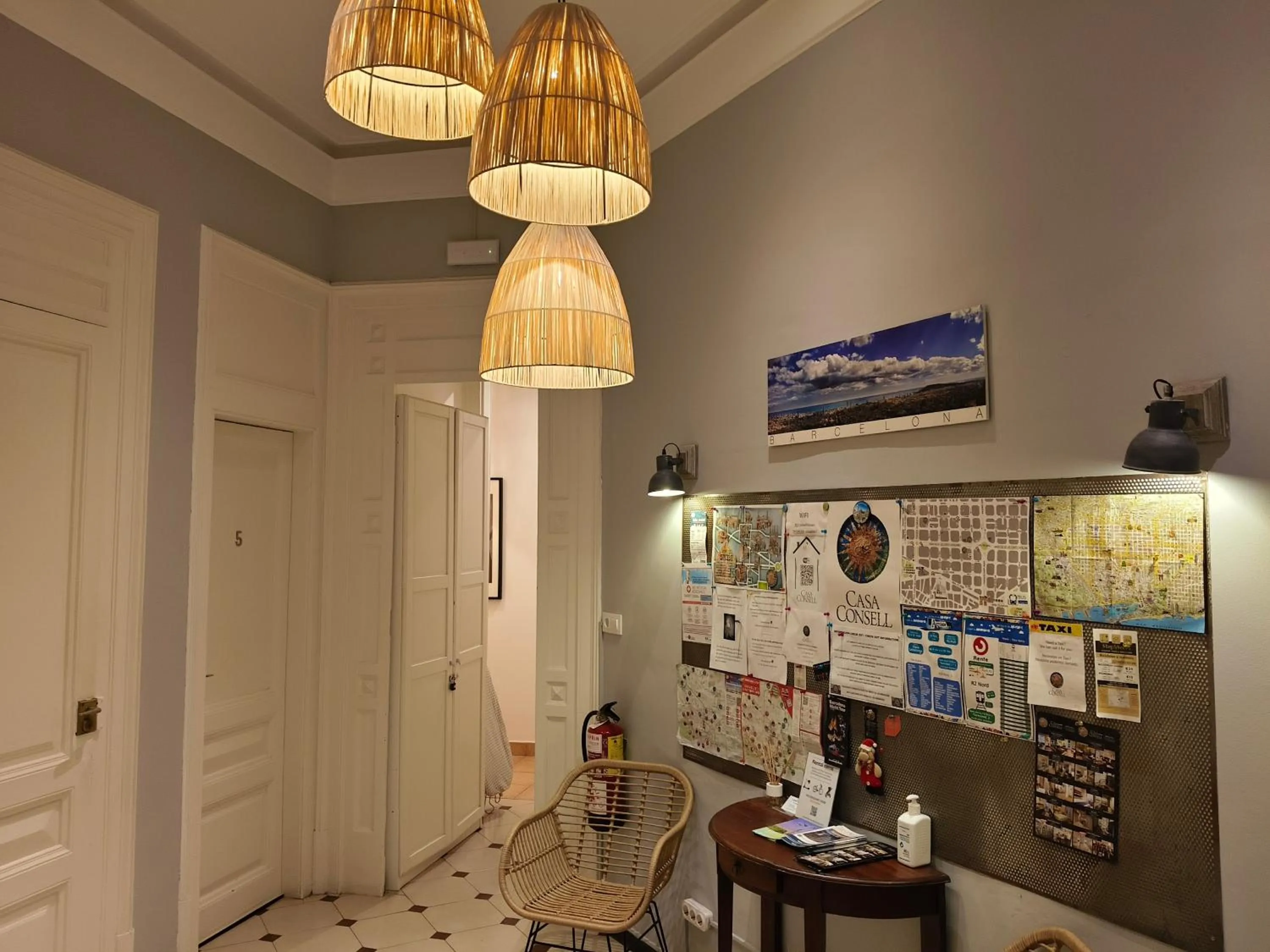 Area and facilities in Casa Consell Bailen, Guest House