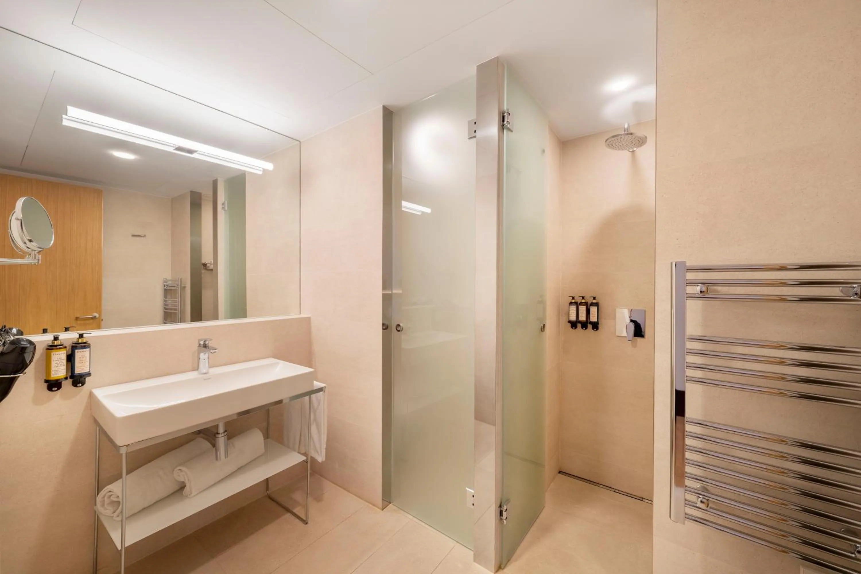 Bathroom in Eurostars Pórtico Alicante