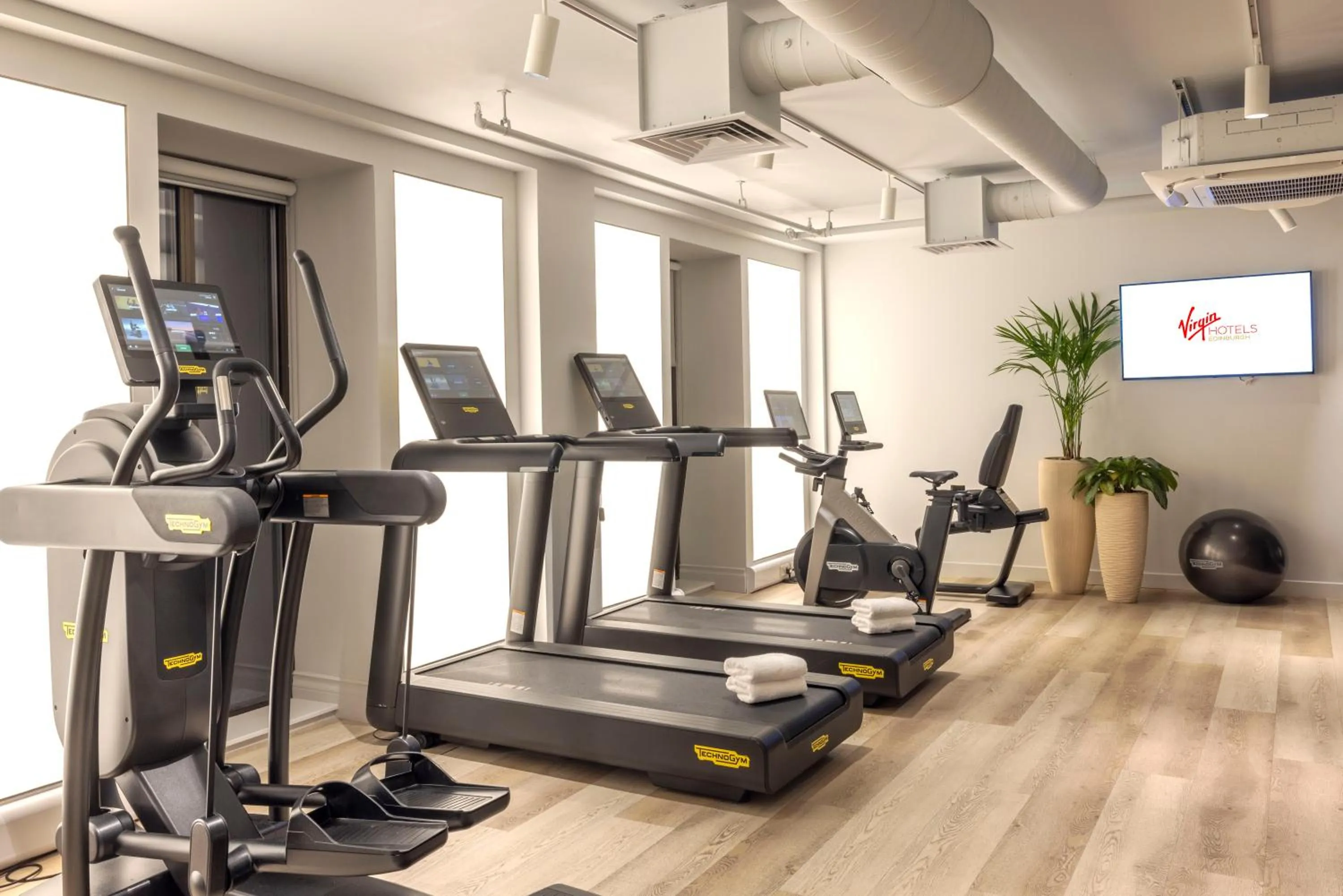 Fitness centre/facilities in Virgin Hotels Edinburgh