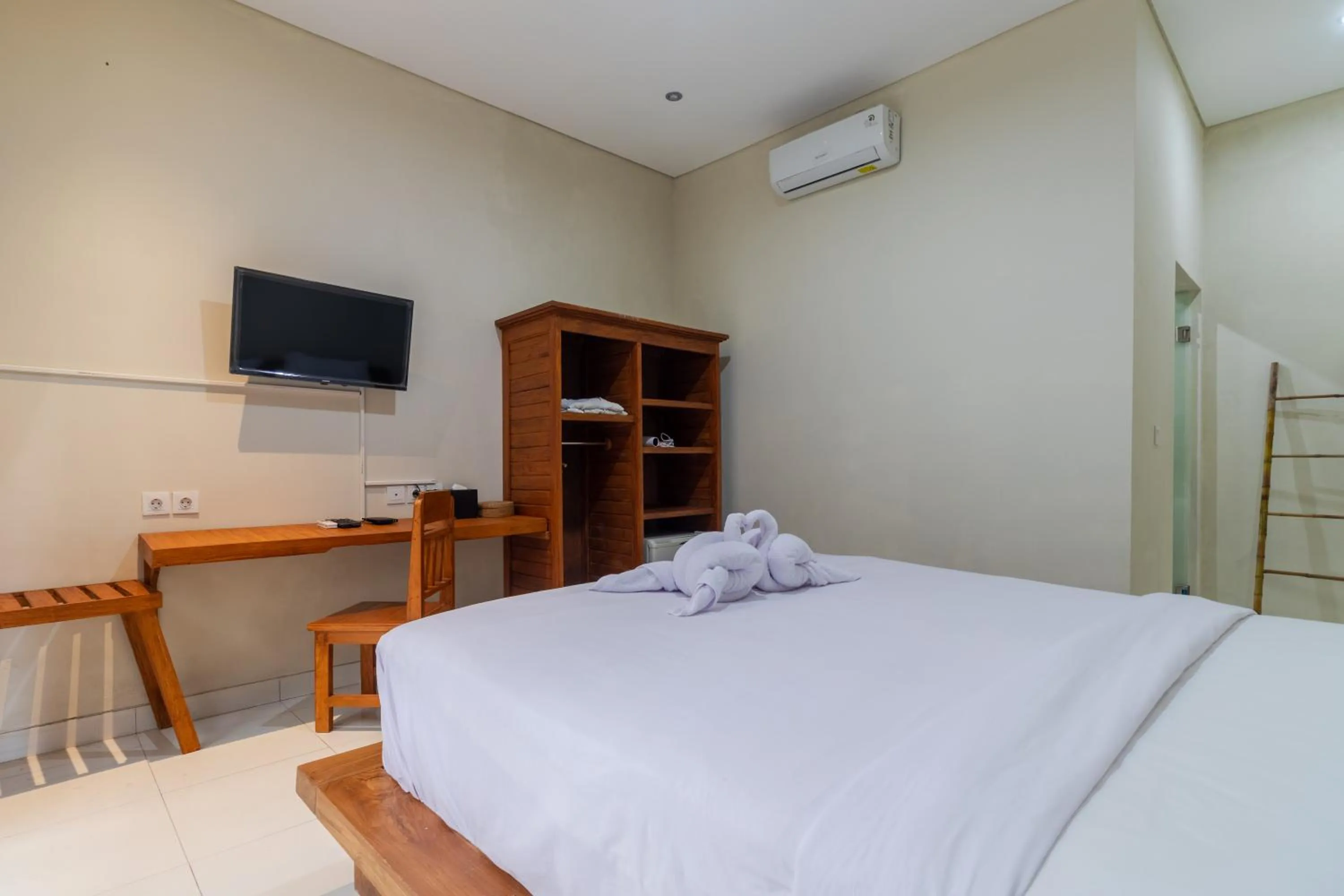 Bed in Josh Guest House