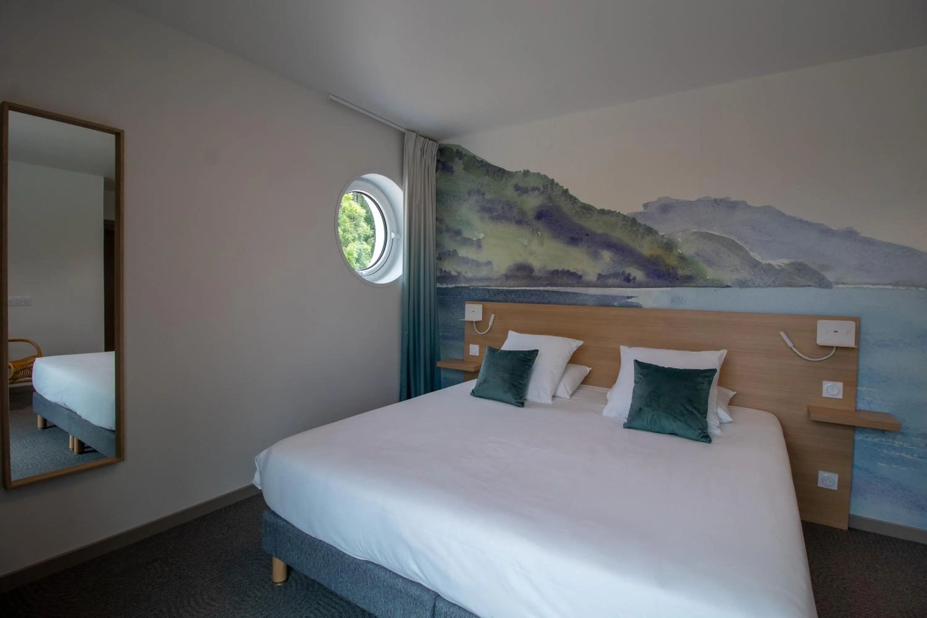 Bedroom, Bed in SHANA Hôtel & Résidence