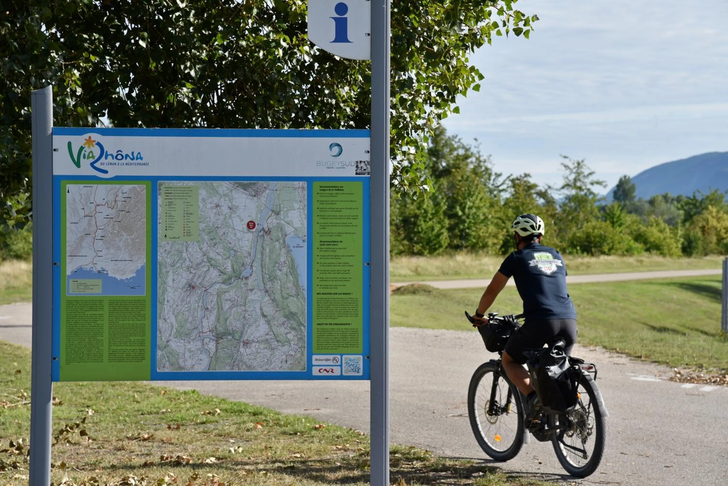 Cycling in SHANA Hôtel & Résidence