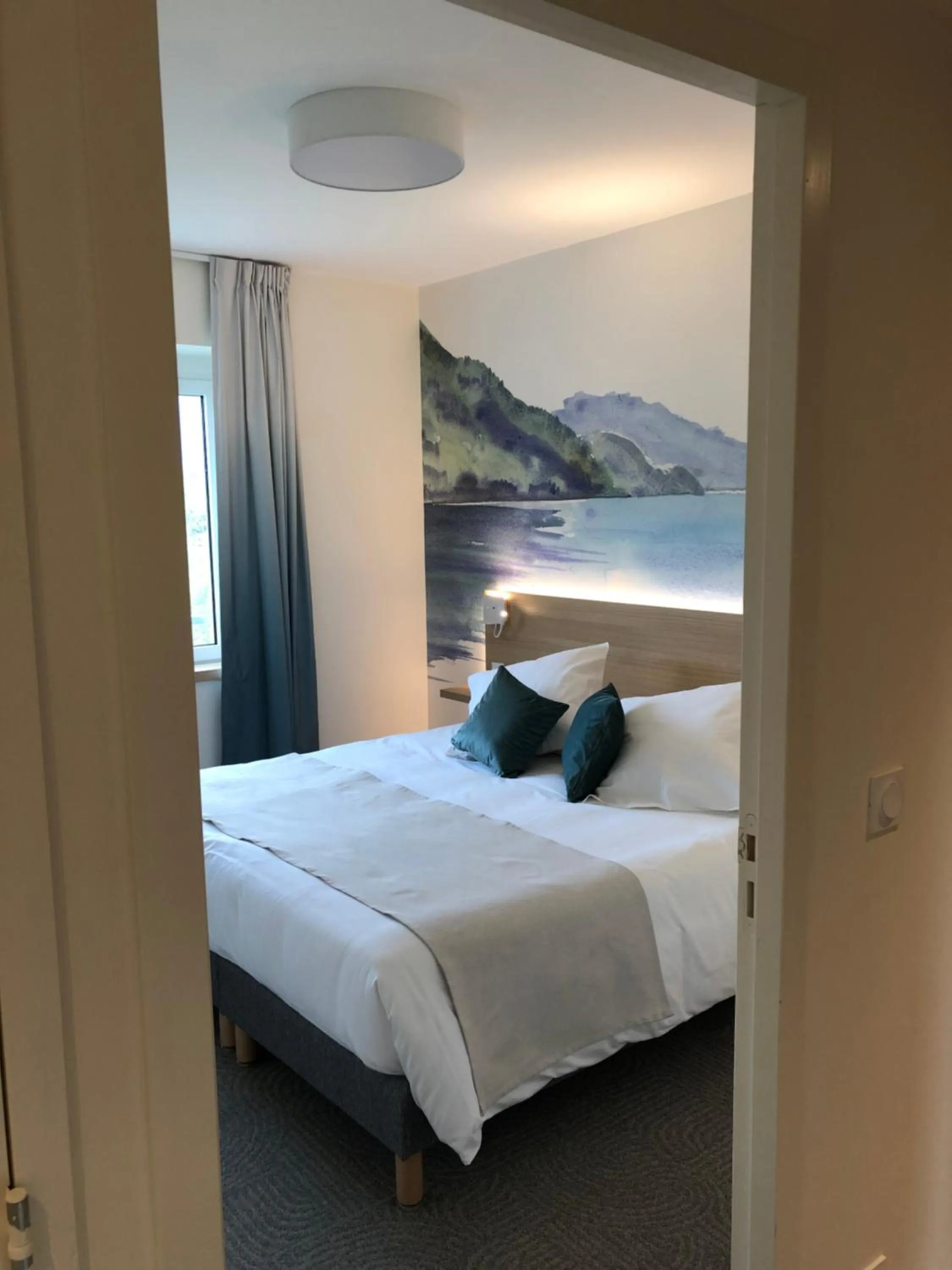 Photo of the whole room, Bed in SHANA Hôtel & Résidence