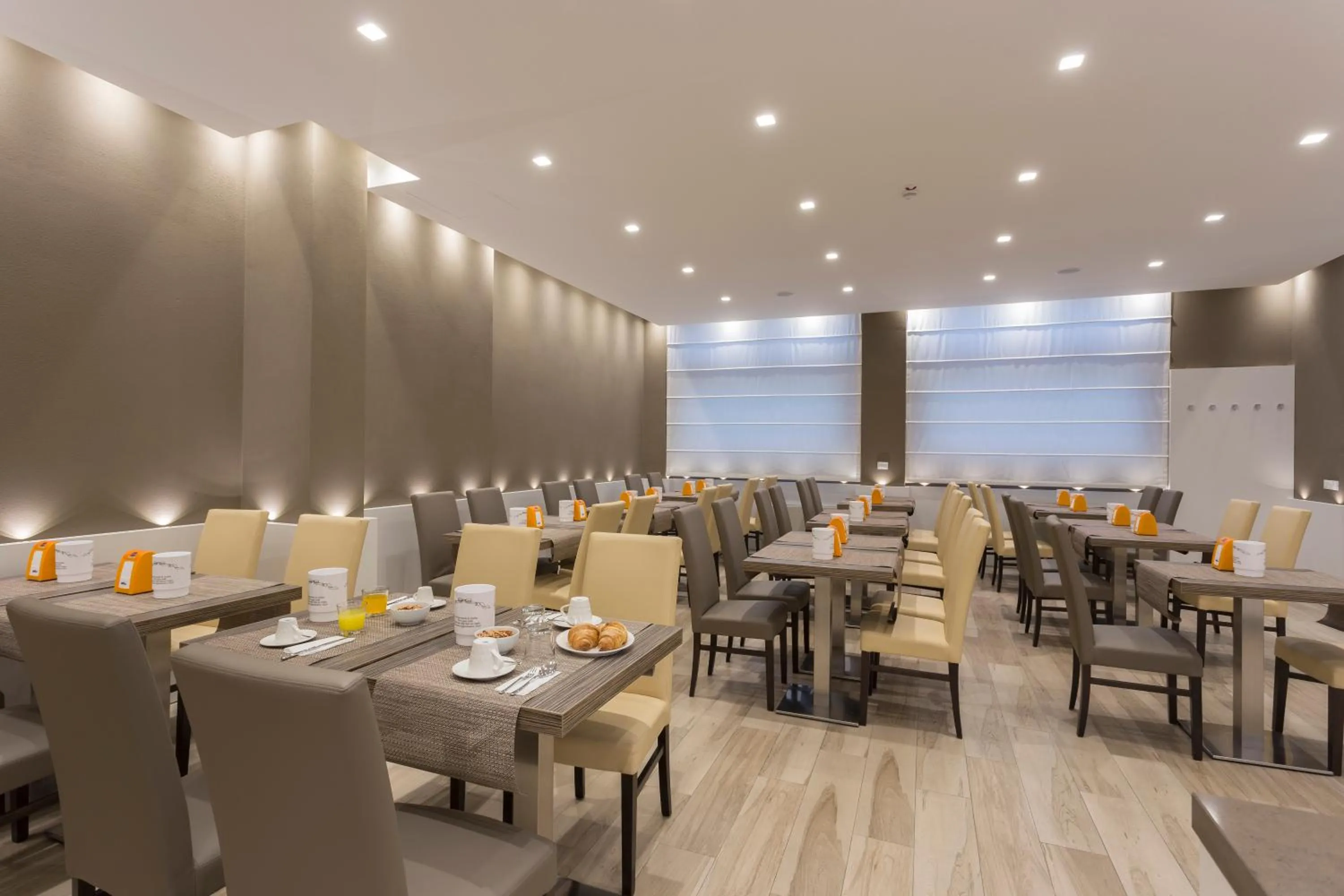 Breakfast in Hotel Mistral