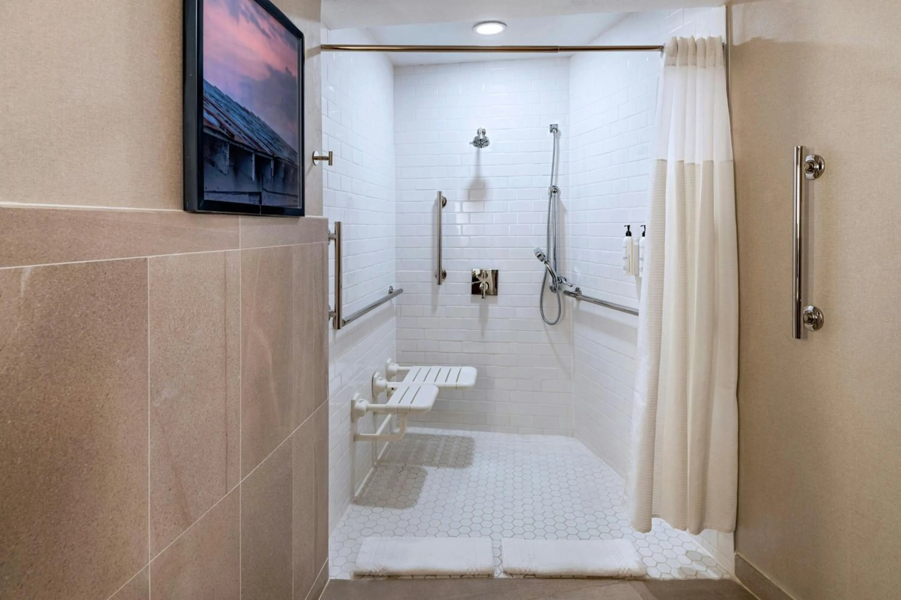 Bathroom in Fairfield by Marriott Inn & Suites Phoenix West Chandler