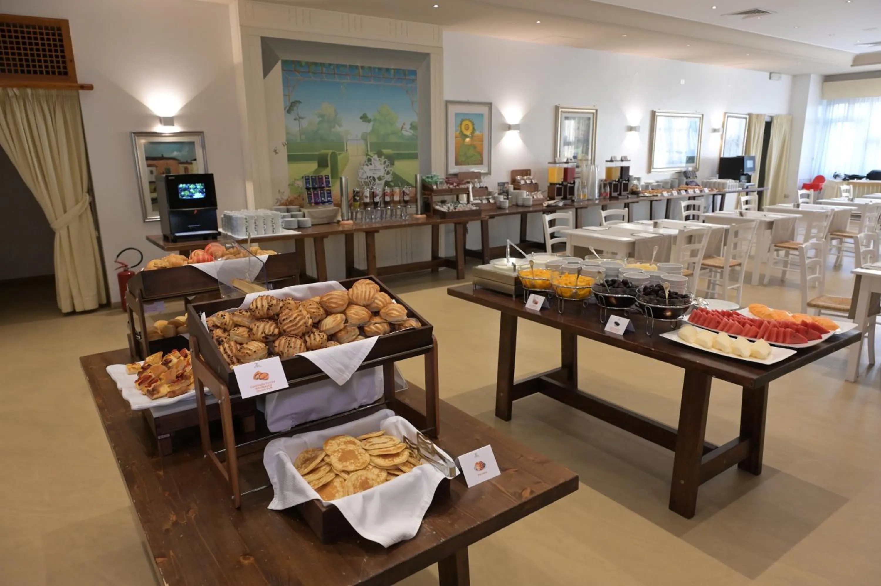 Breakfast in Grand Hotel la Chiusa di Chietri