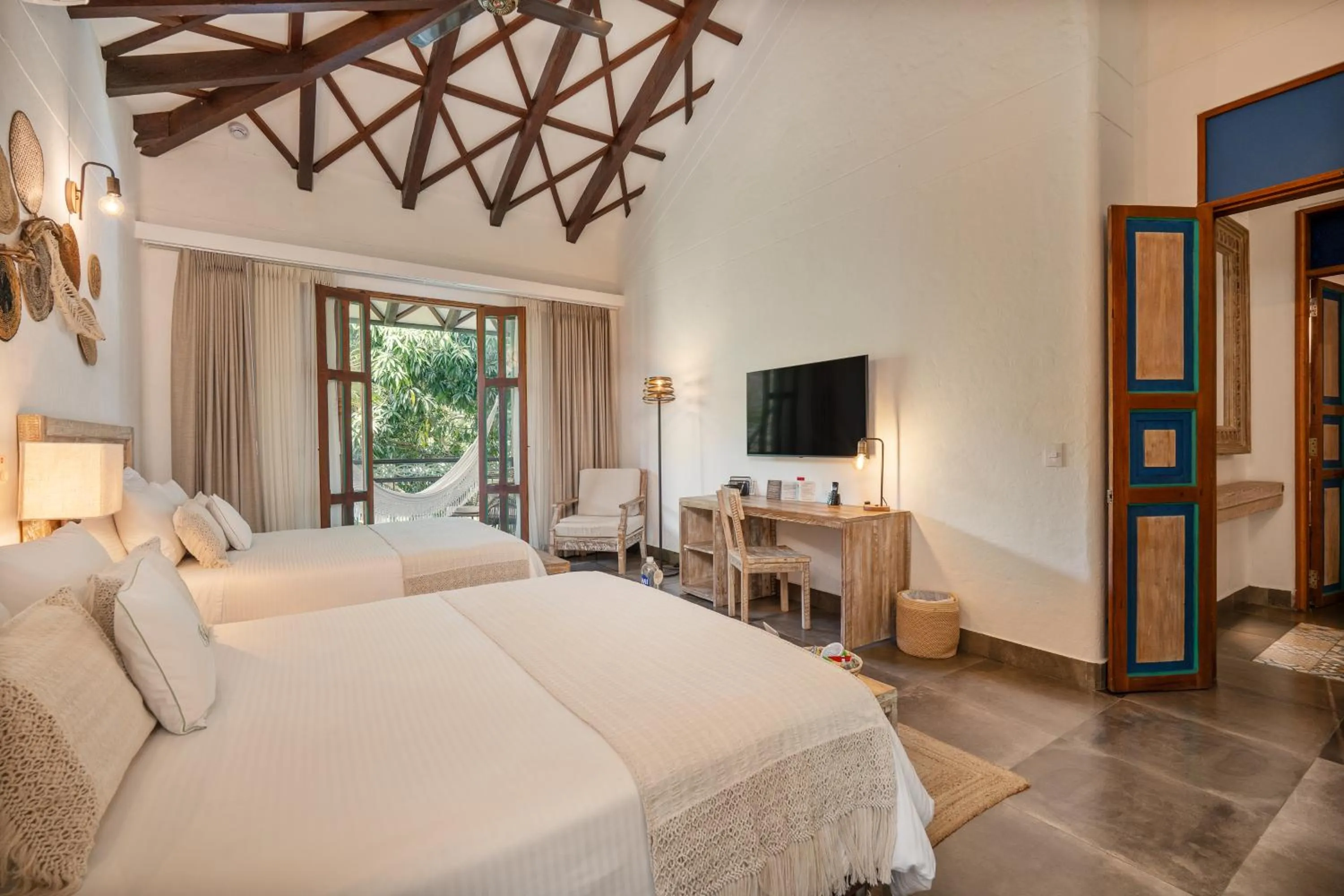 TV and multimedia, Bed in Casa Jacaranda Hotel Boutique -Cauca Viejo- Mayores de 14 años