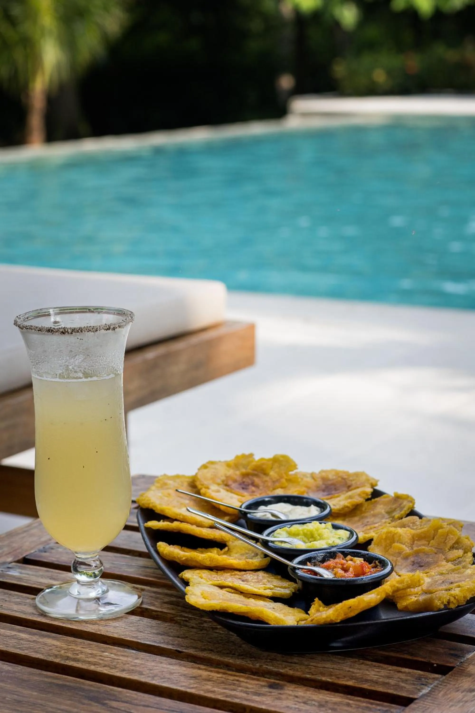 Food and drinks in Casa Jacaranda Hotel Boutique -Cauca Viejo- Mayores de 14 años