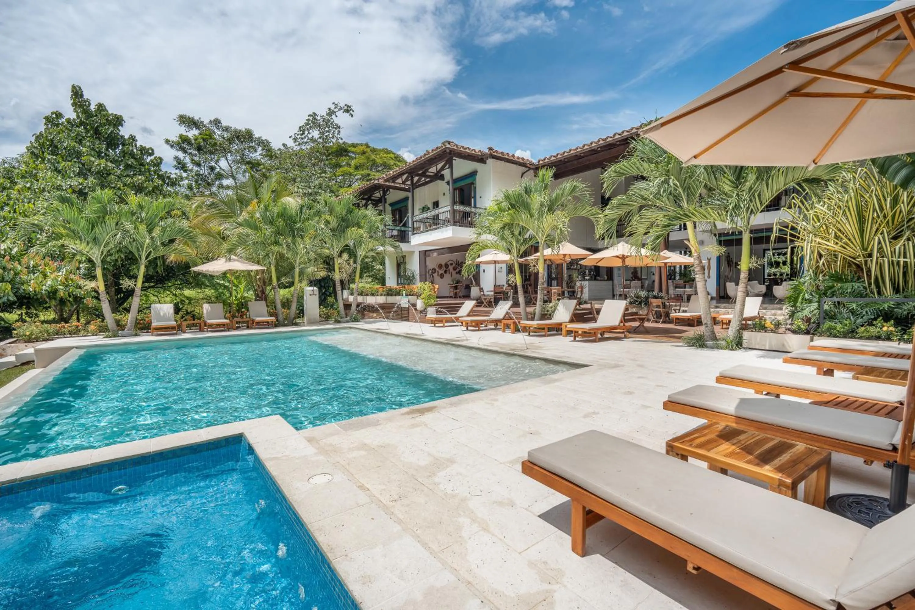 Day in Casa Jacaranda Hotel Boutique -Cauca Viejo- Mayores de 14 años