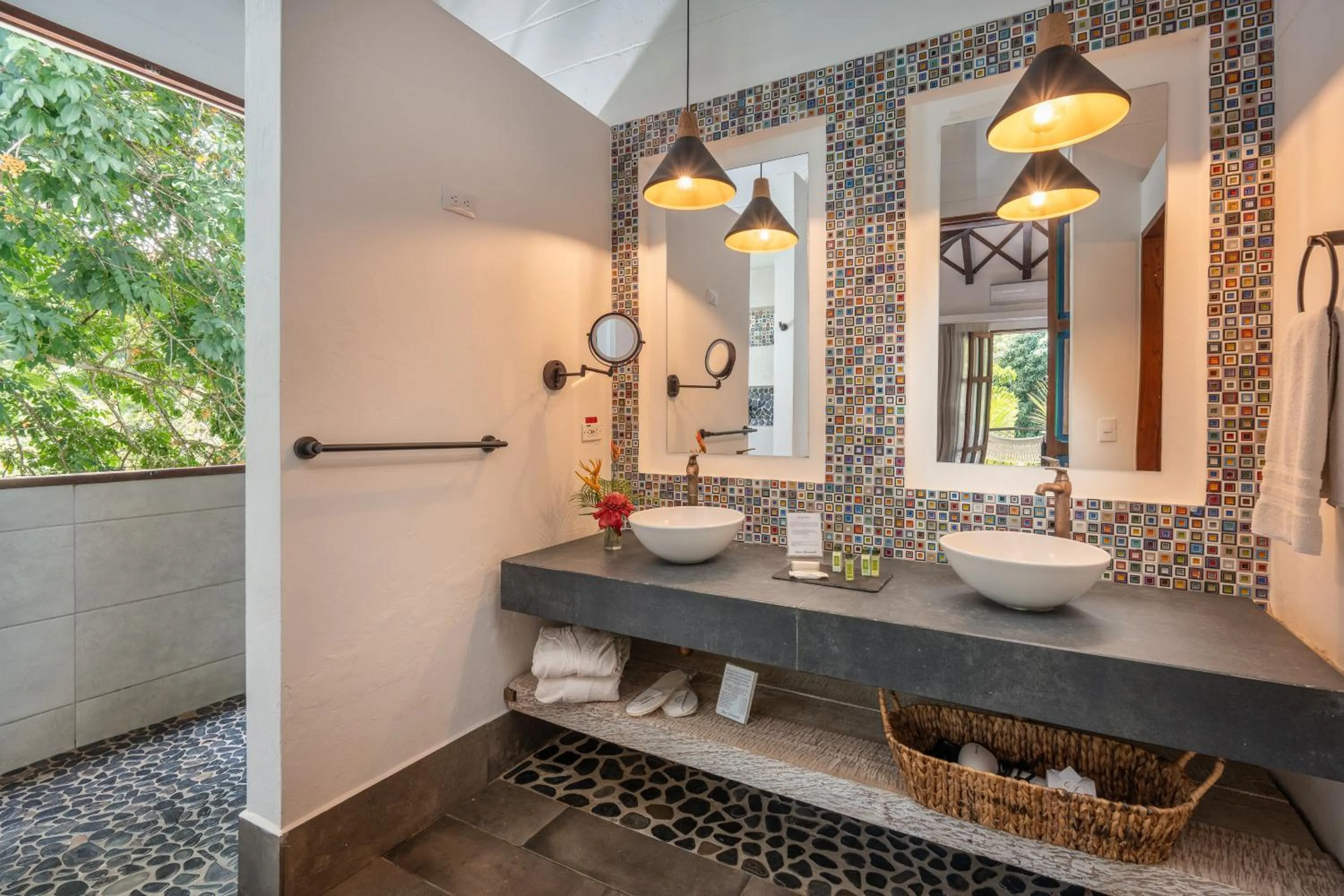 Bathroom in Casa Jacaranda Hotel Boutique -Cauca Viejo- Mayores de 14 años