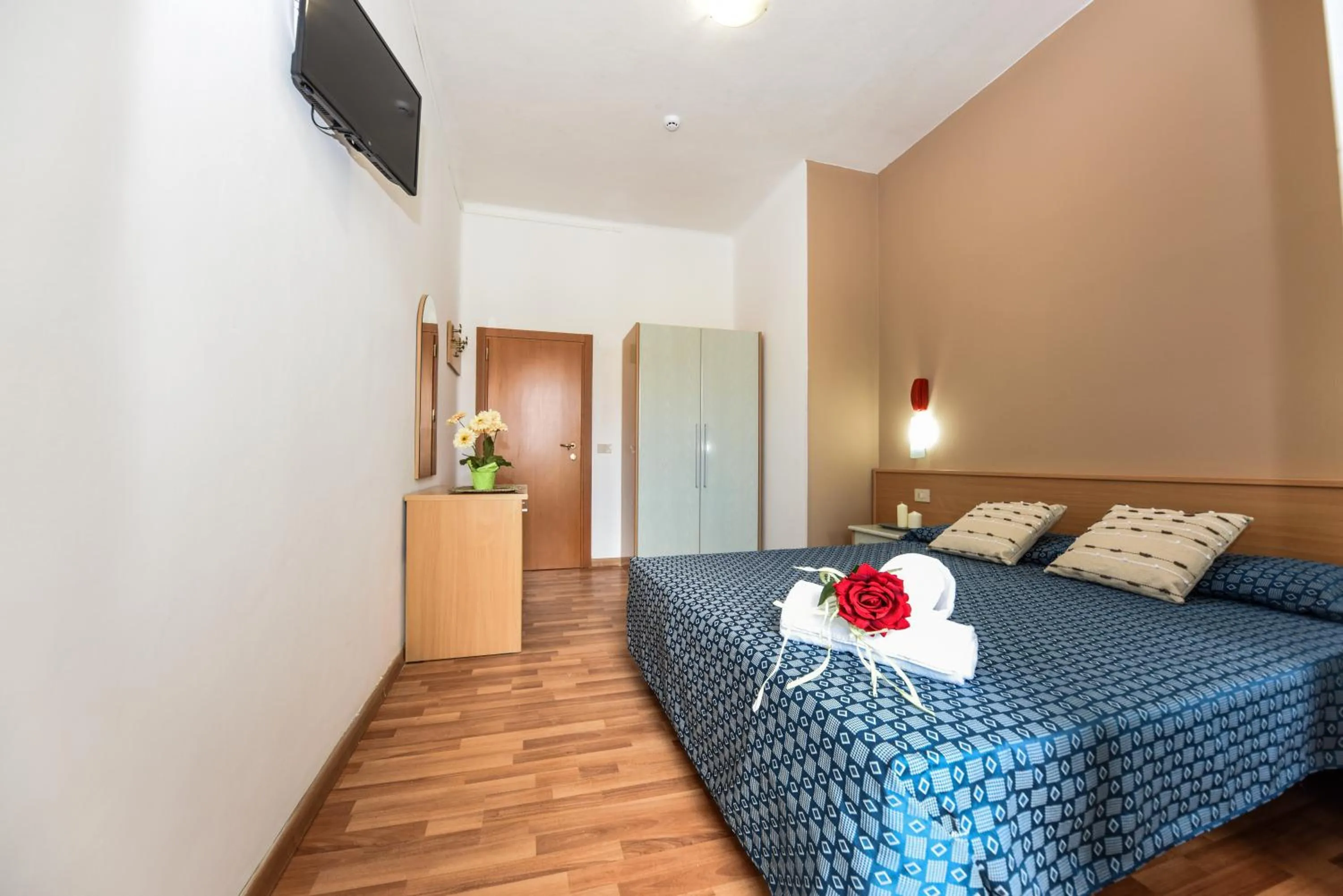 Photo of the whole room in Hotel Miramare