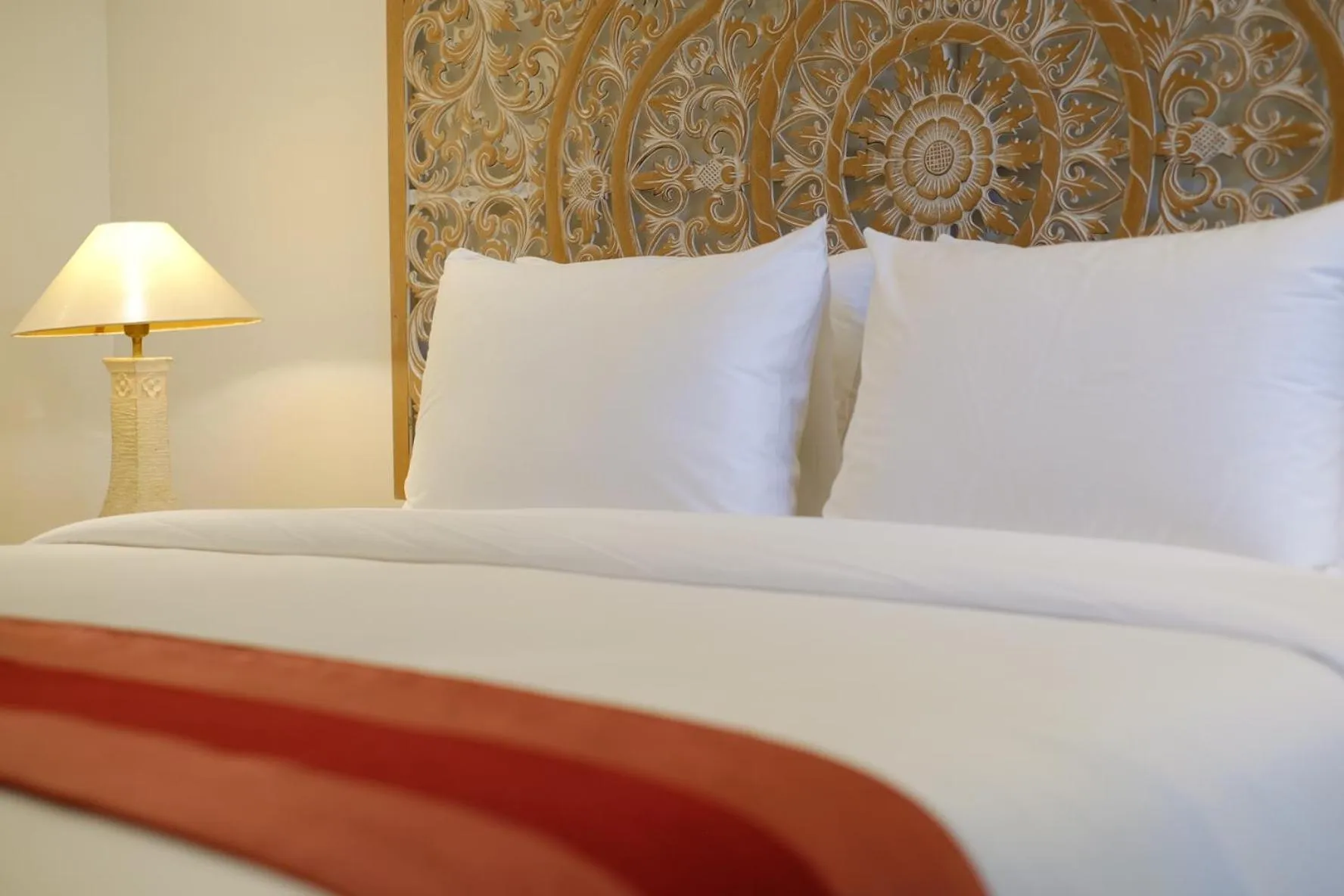 Bedroom, Bed in Su's Cottages Legian