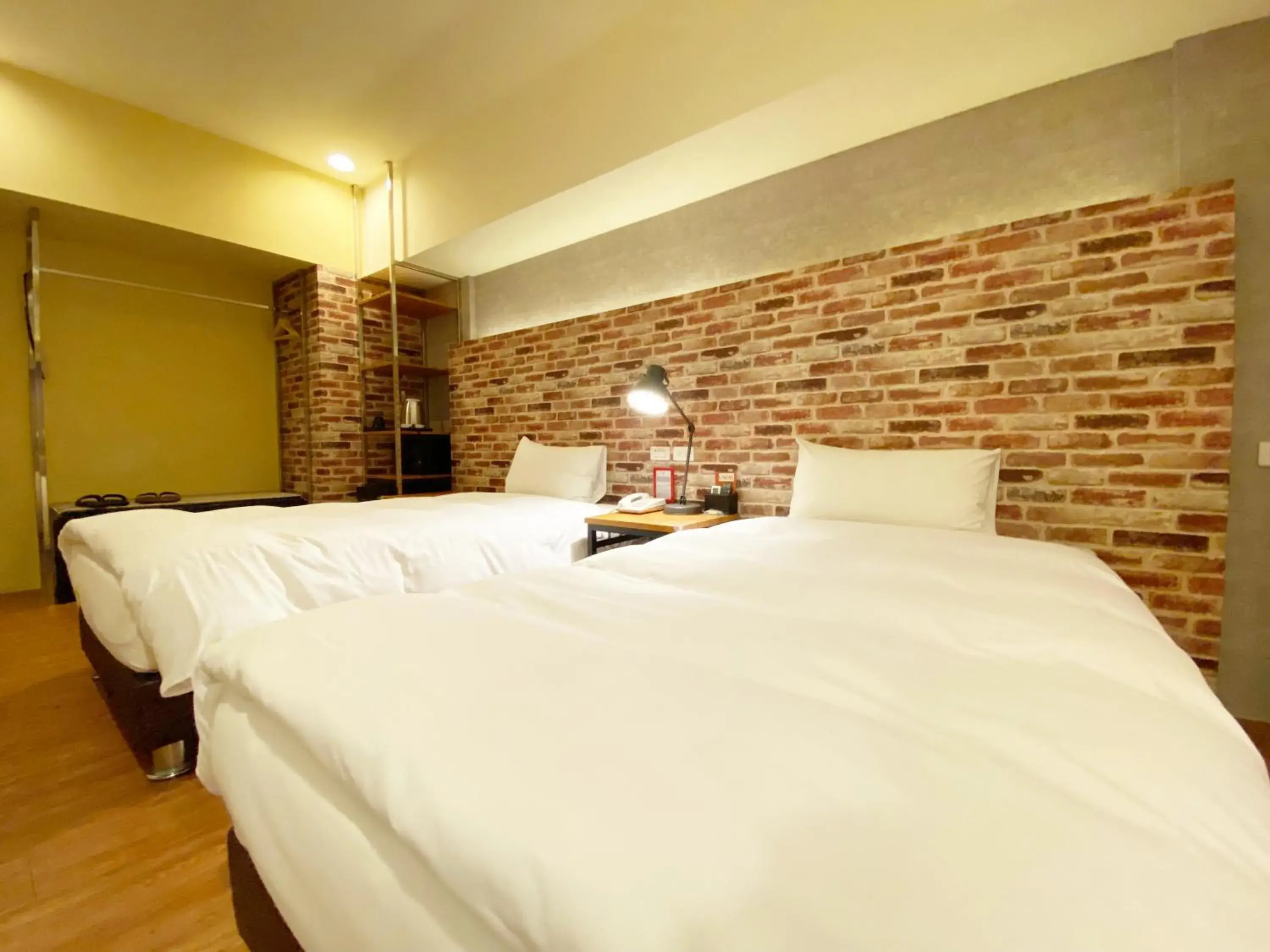 Deluxe Twin Room in Taichung Old F Hotel Deluxe Twin Room in Taichung Old F Hotel