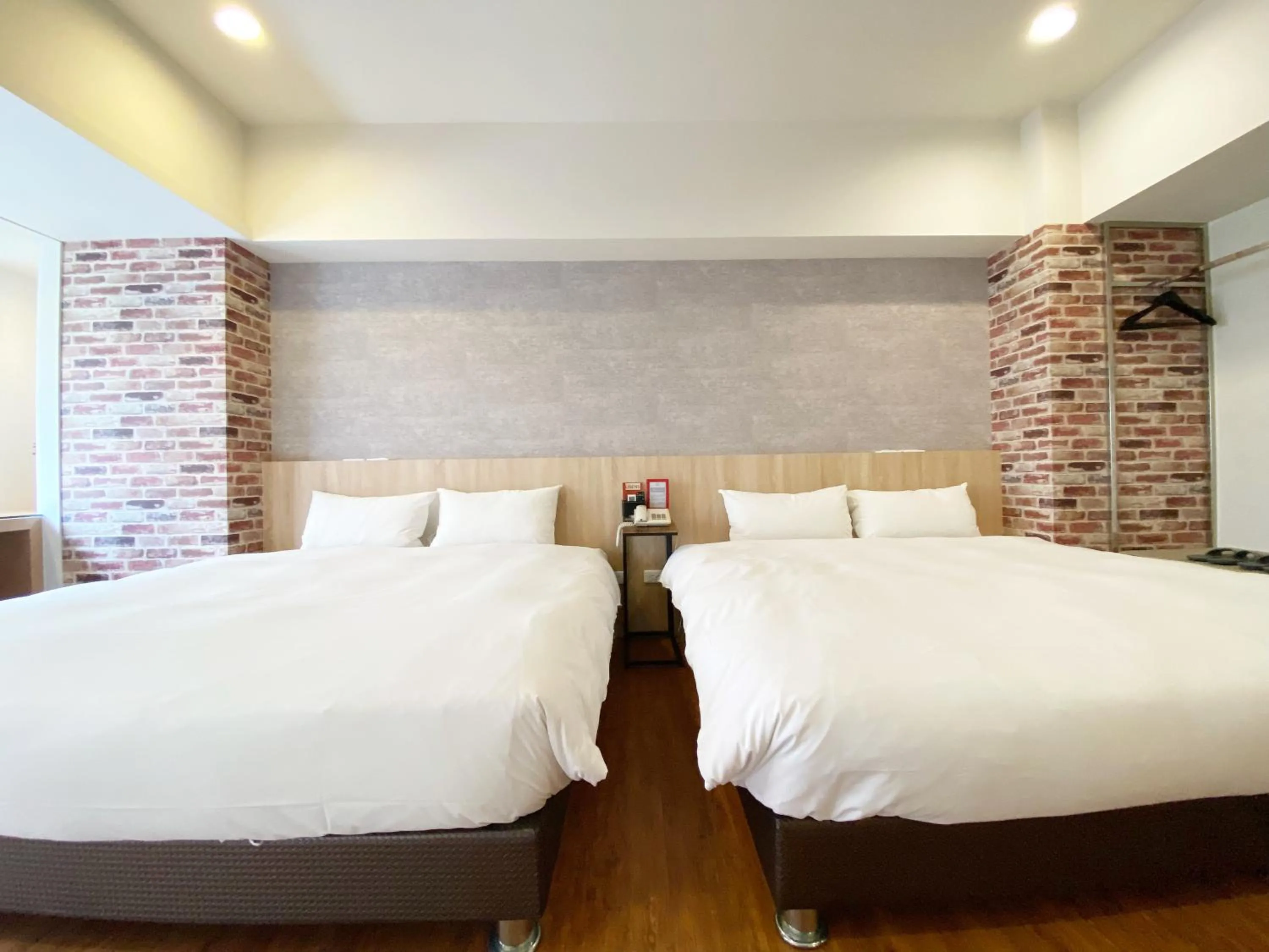 Taichung Old F Hotel