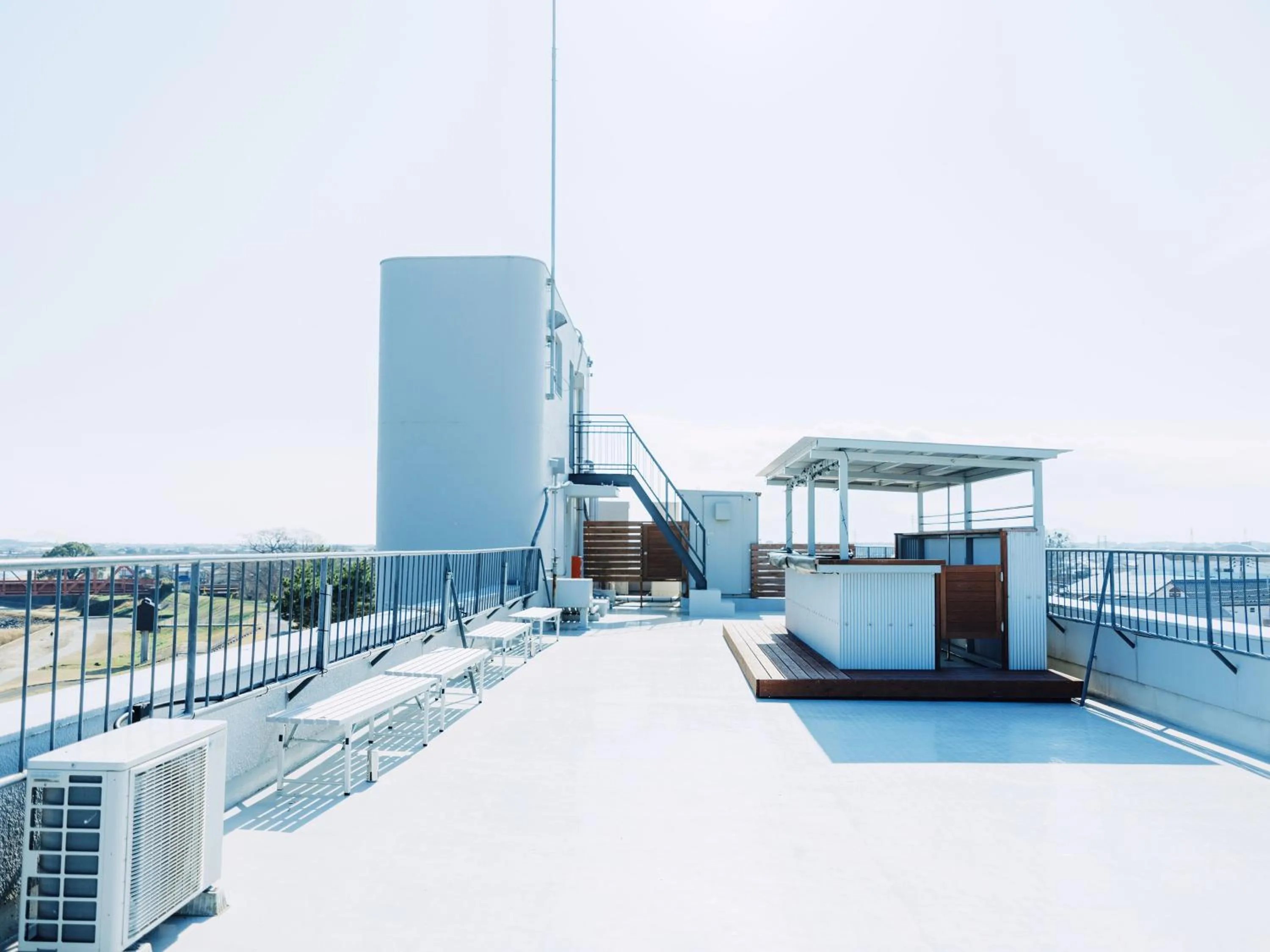 Area and facilities in HIKE