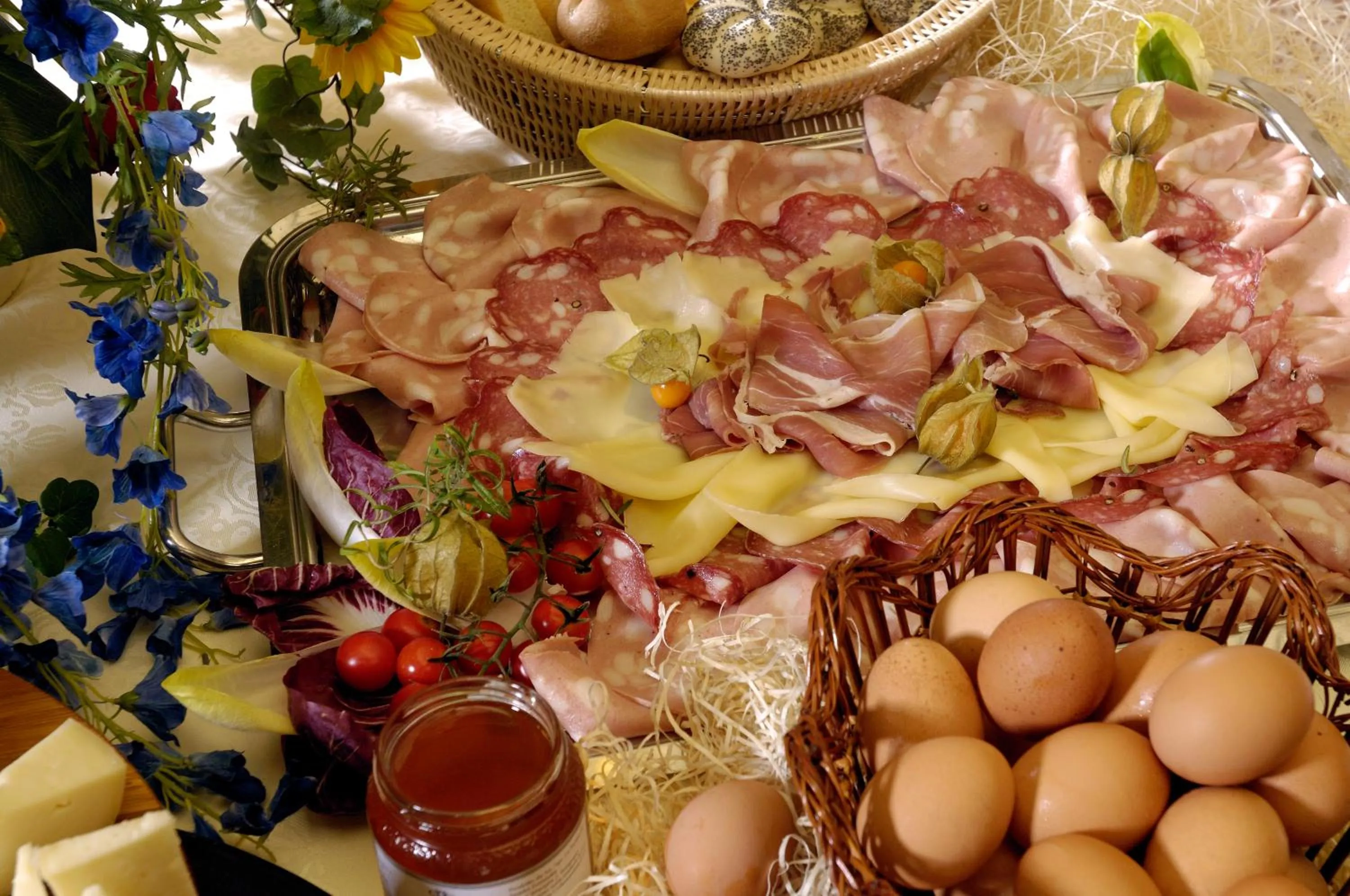 Buffet breakfast in Grand Hotel Royal