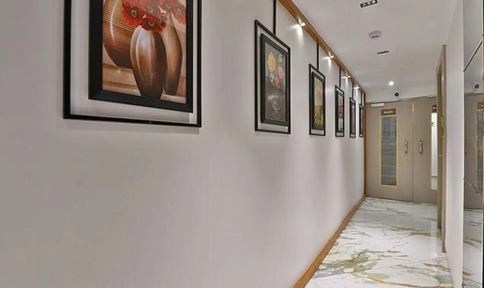 Lobby or reception in FabHotel Prime Legend