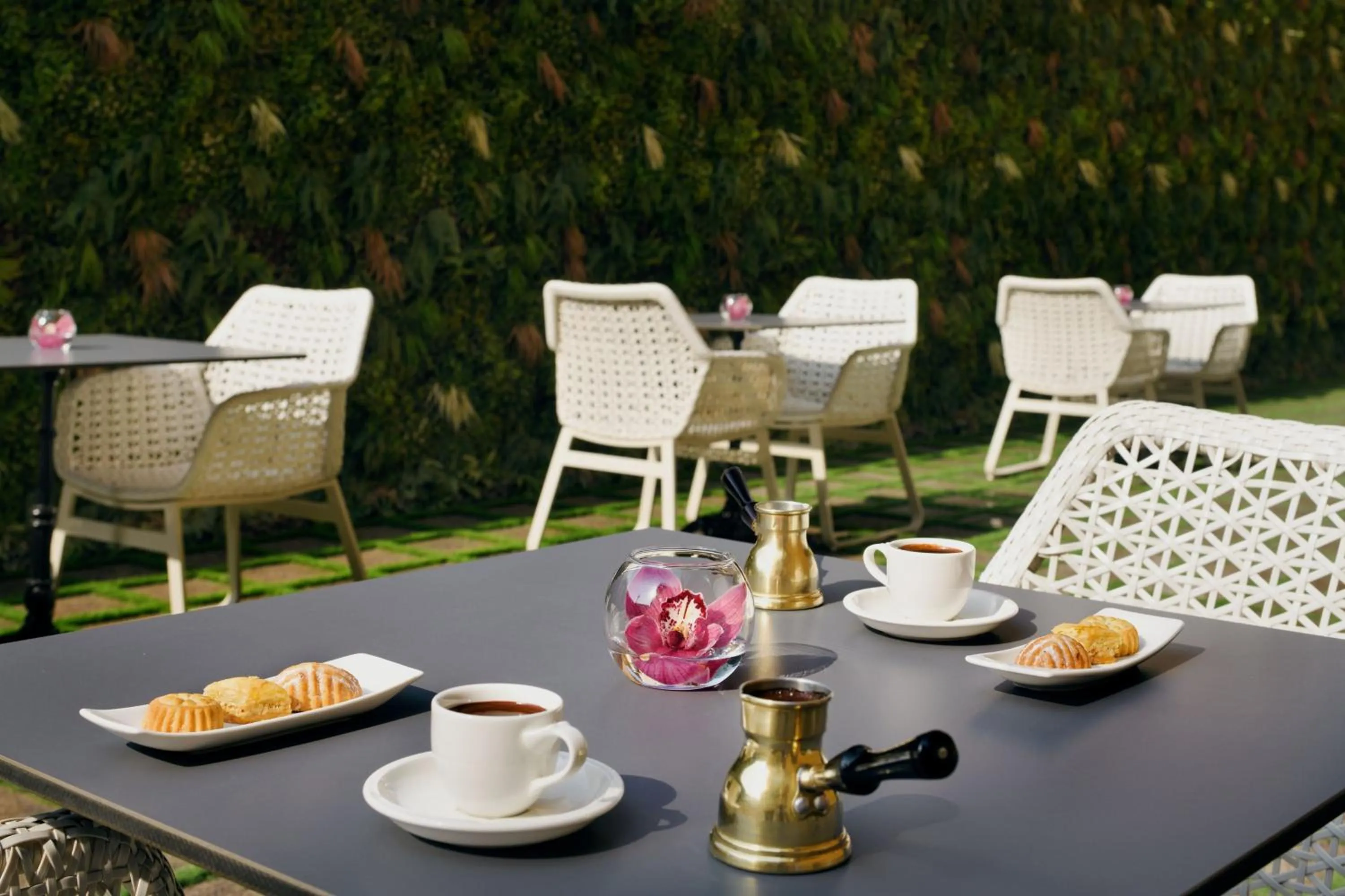 Restaurant/places to eat in Marriott Executive Apartments Al Khobar