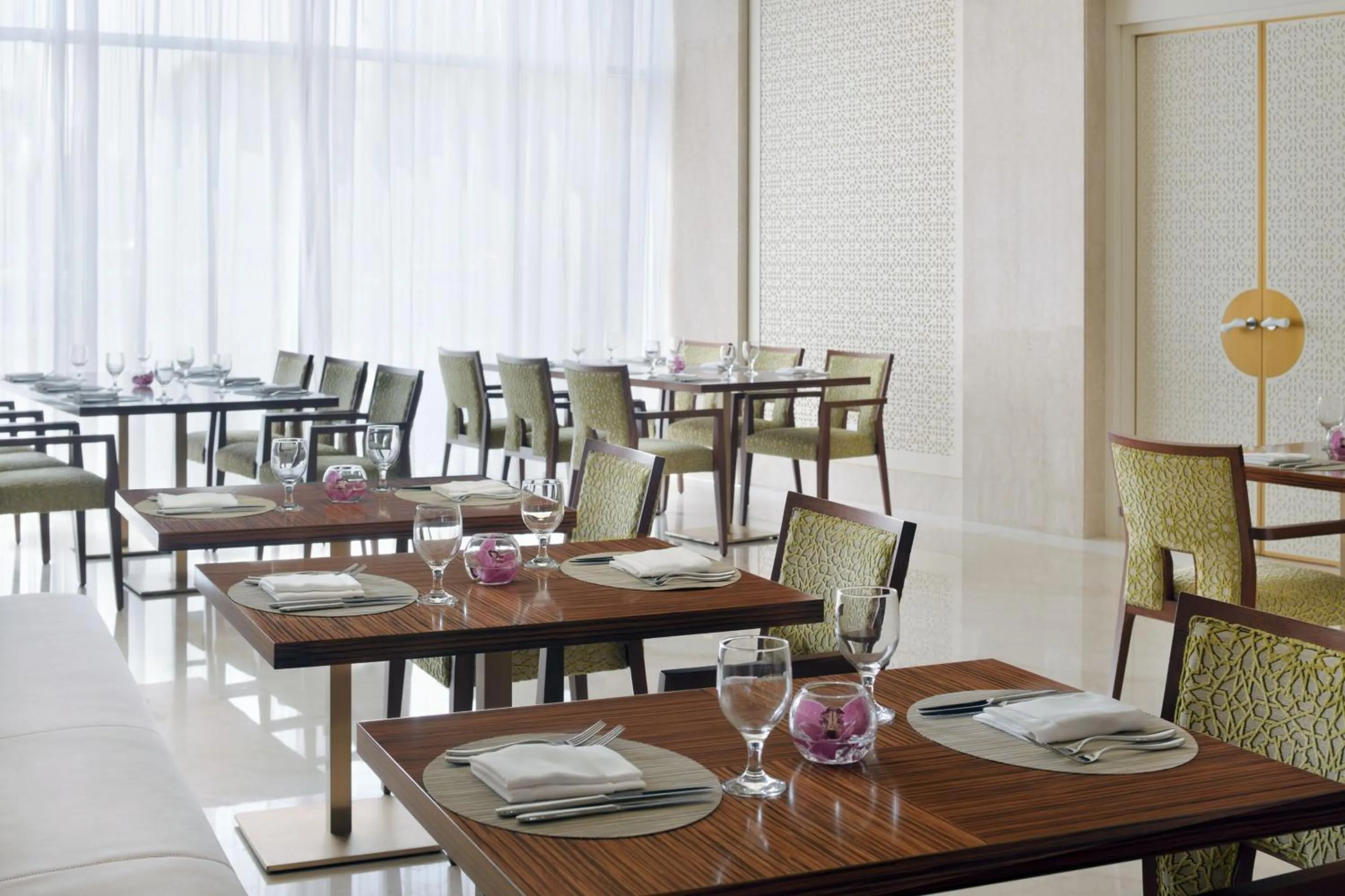 Restaurant/places to eat in Marriott Executive Apartments Al Khobar