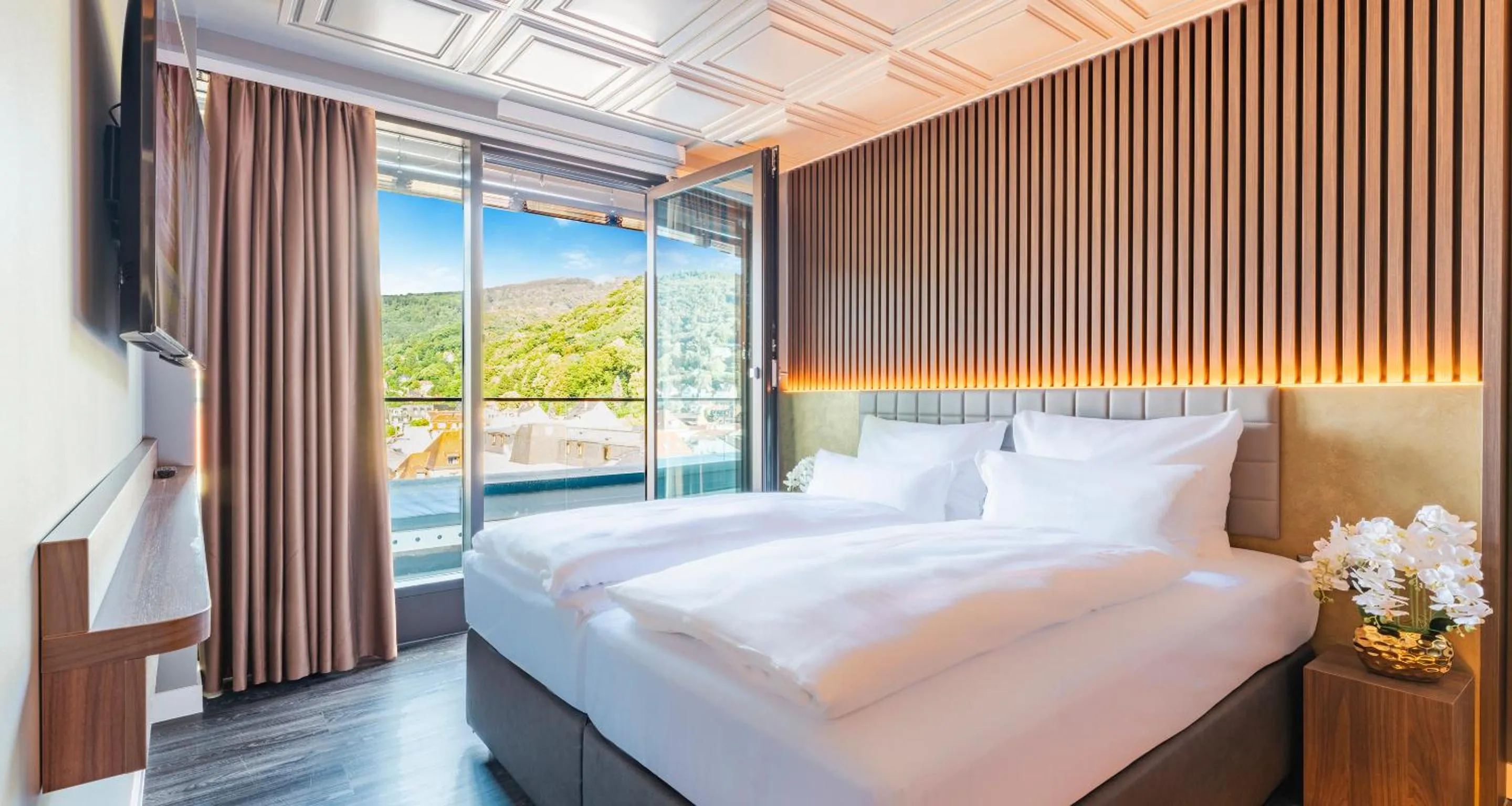 Bedroom, Bed in PLAZA Premium Heidelberg