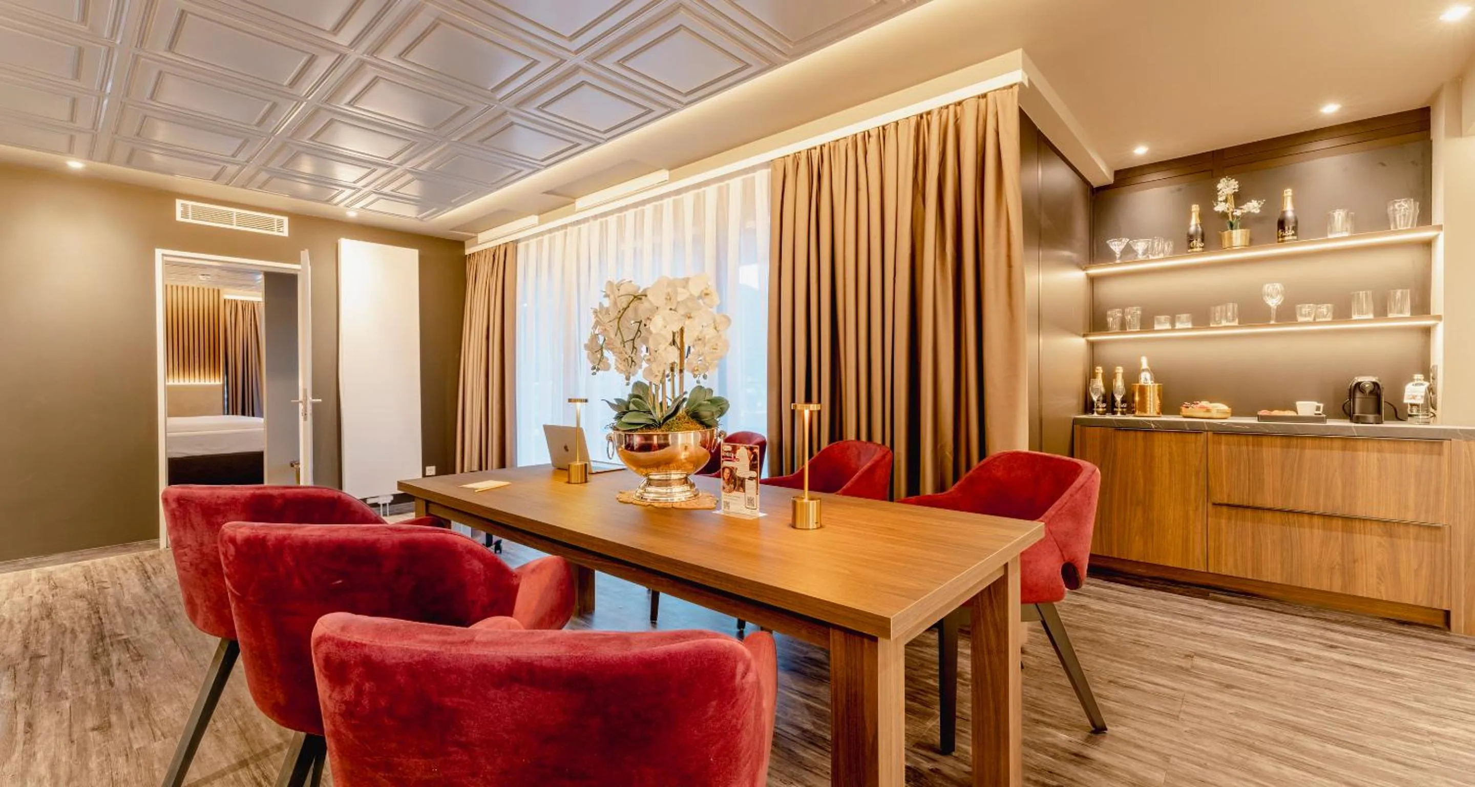 Dining area in PLAZA Premium Heidelberg