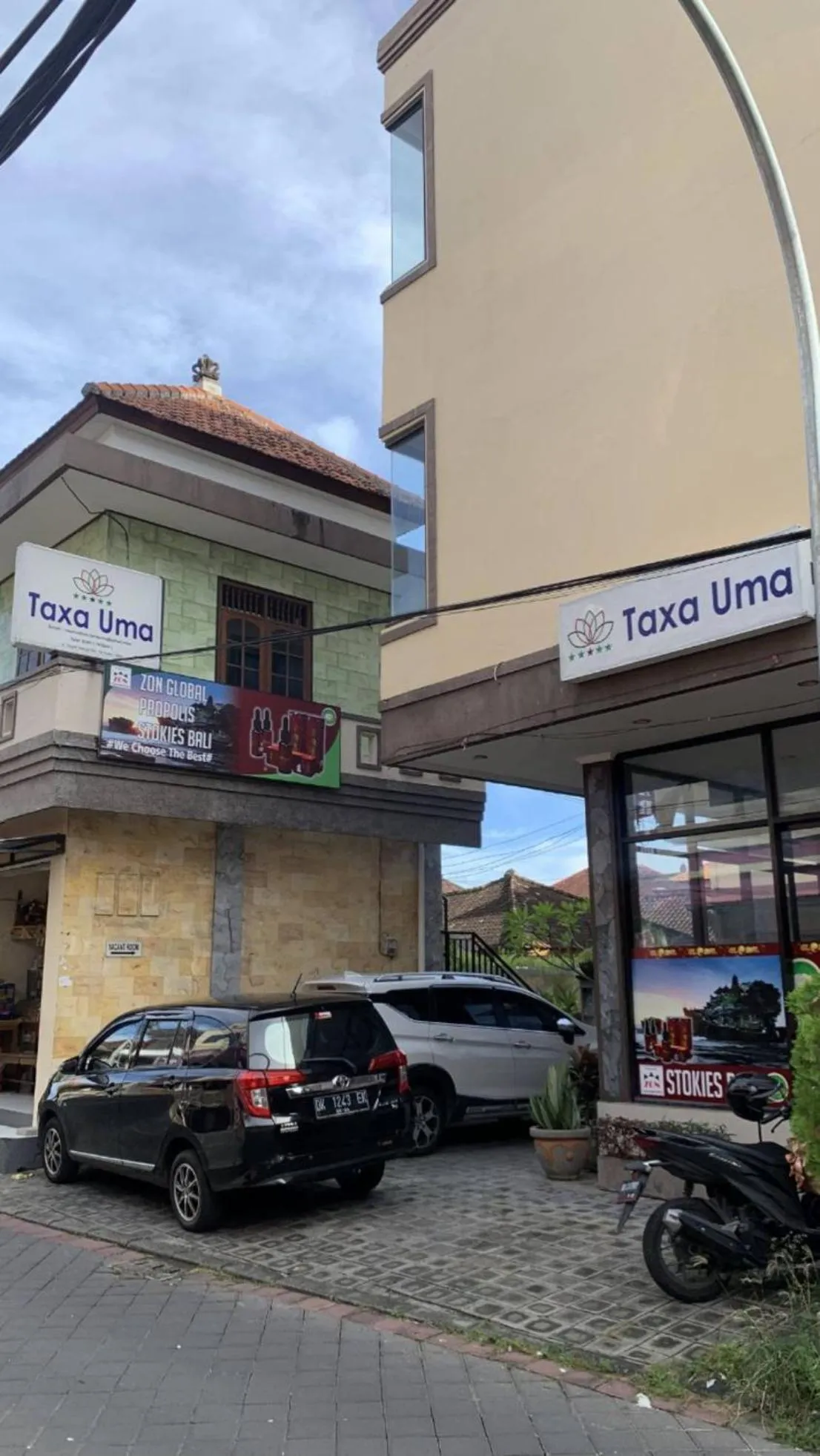 Property building in Taxa Uma Guest House