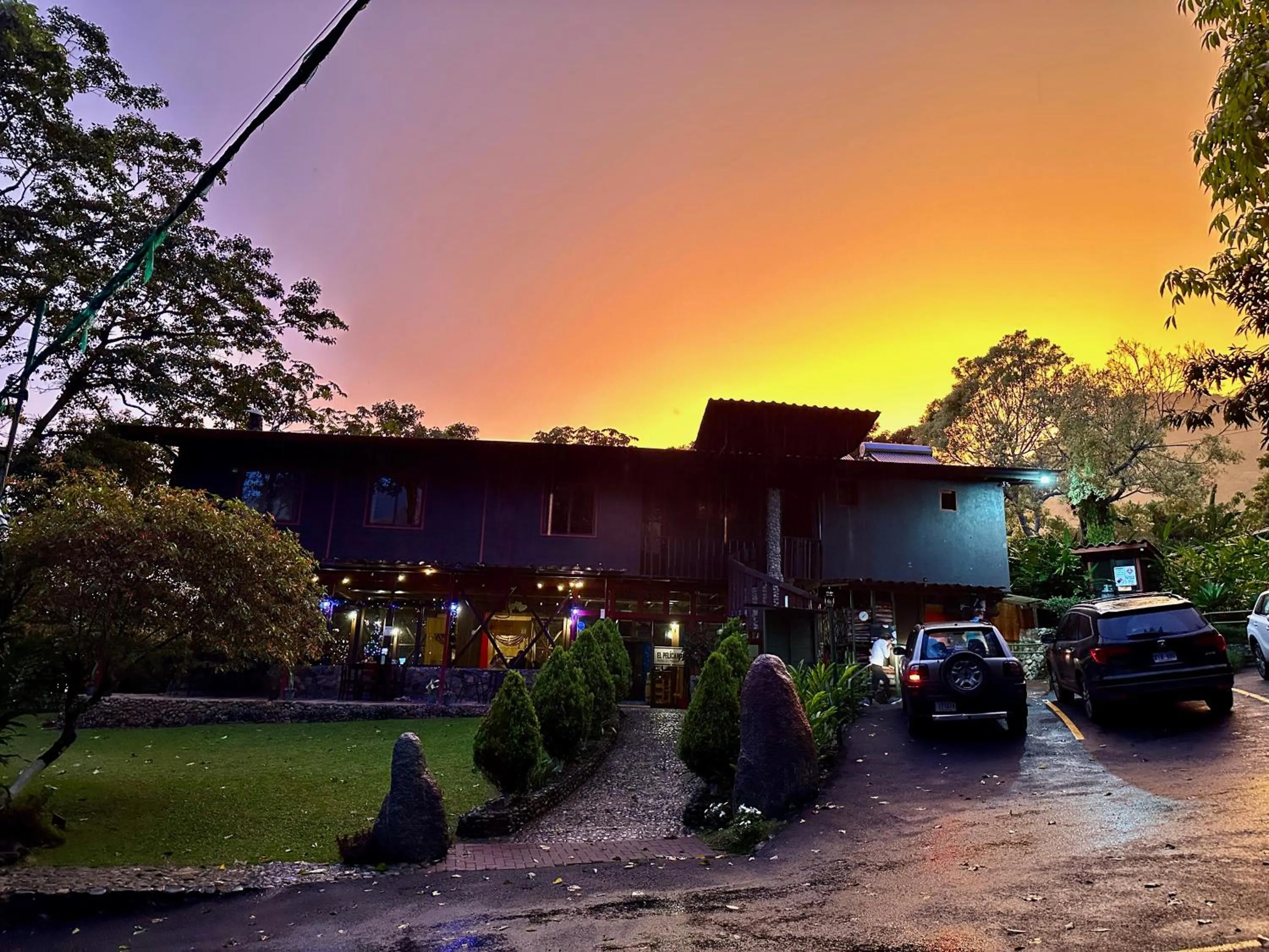 Hotel de Montaña El Pelicano