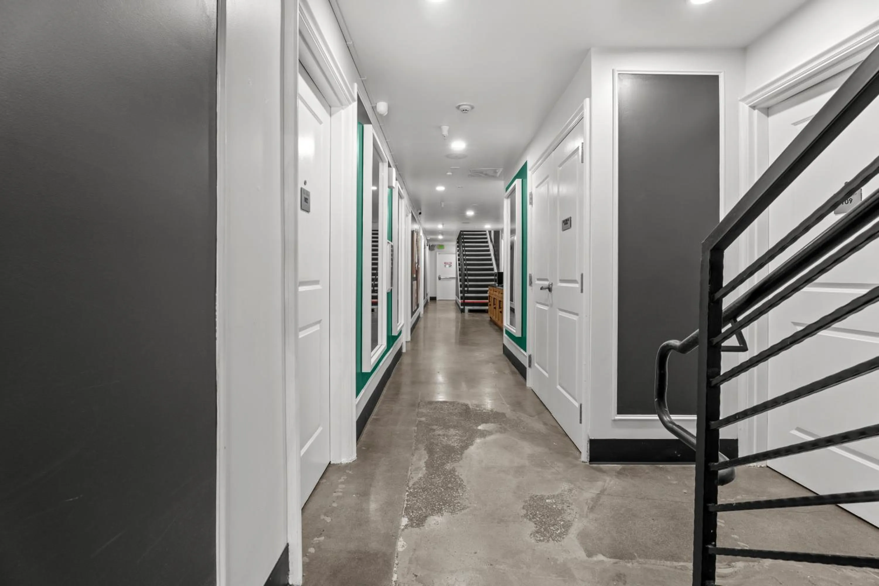 Other in Hollywood Le Bon Hotel