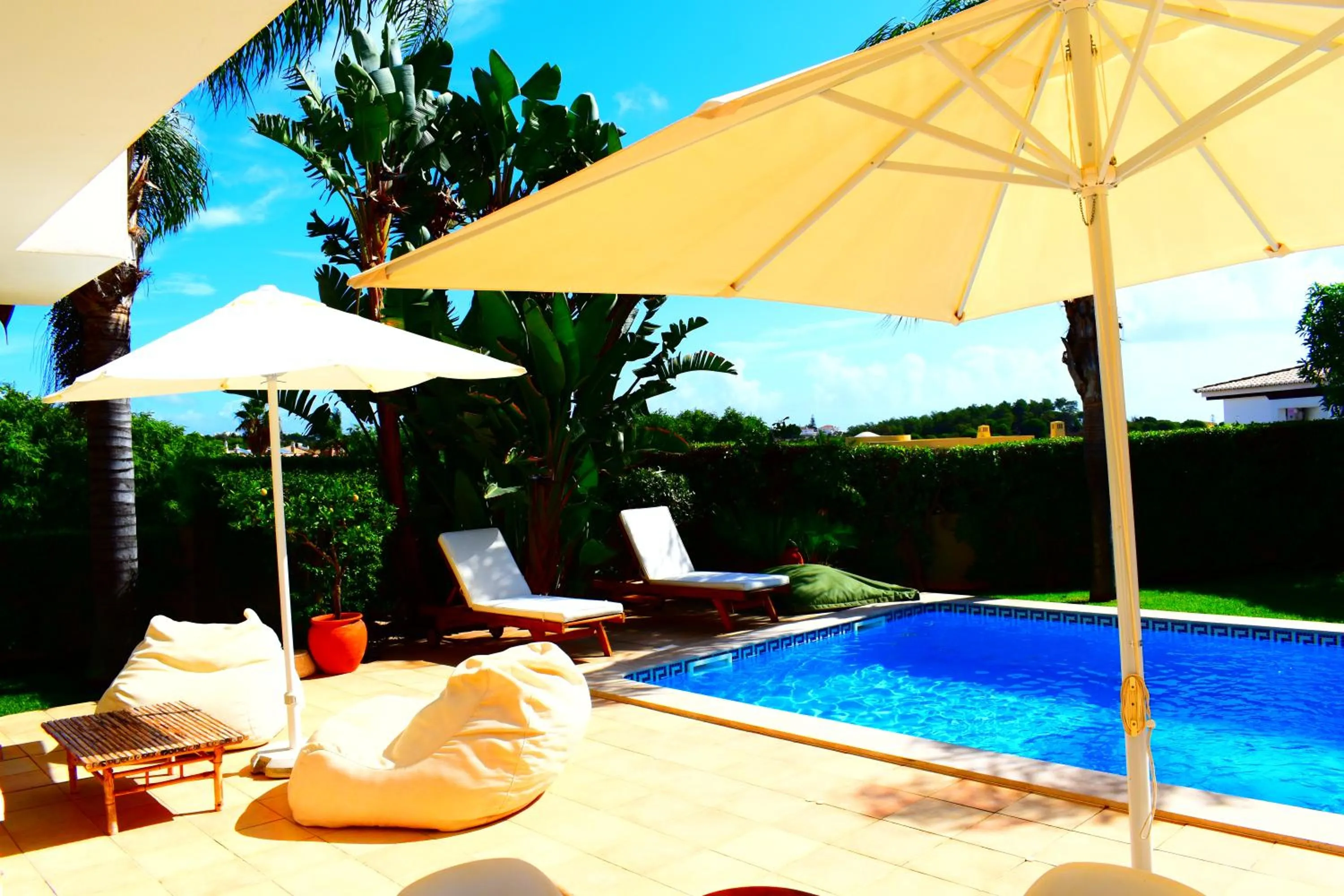 Pool view in Casa Eleonora b&b