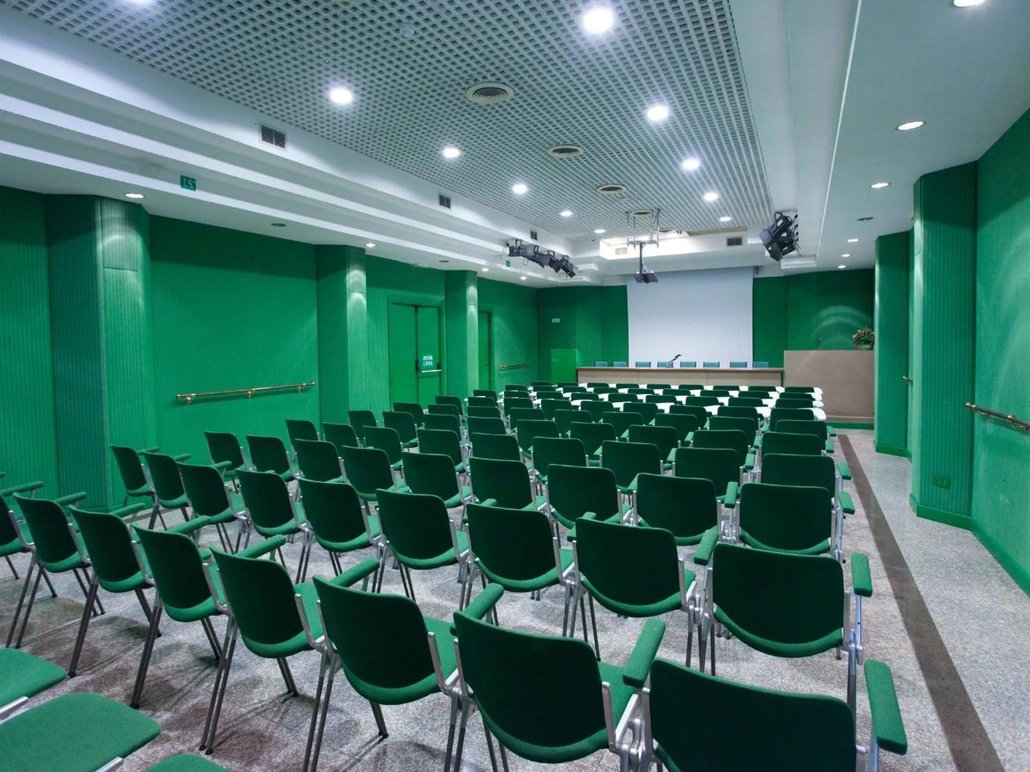 Meeting/conference room in Hotel Serapo