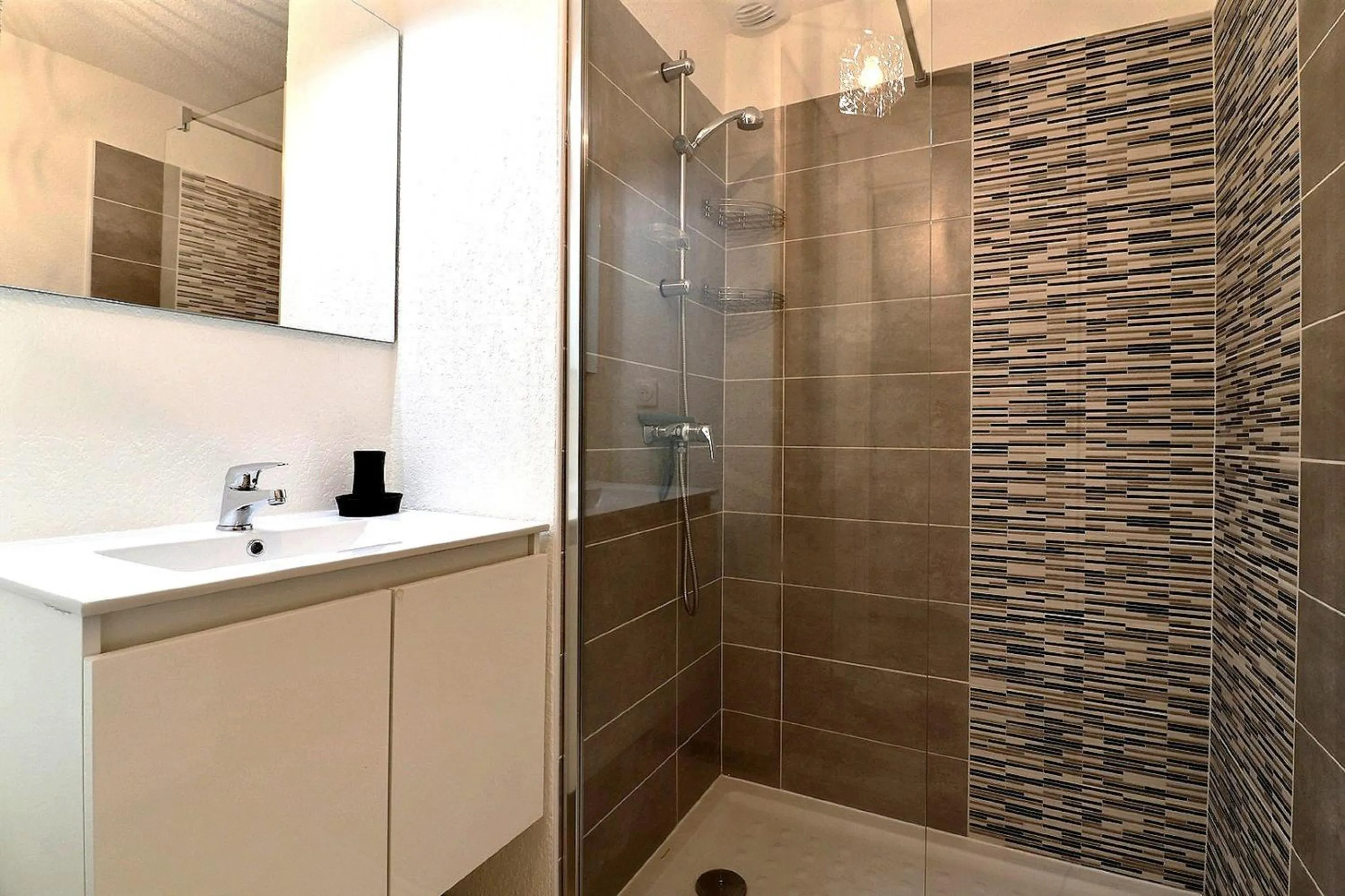 Shower in Vacancéole - Résidence La Dune