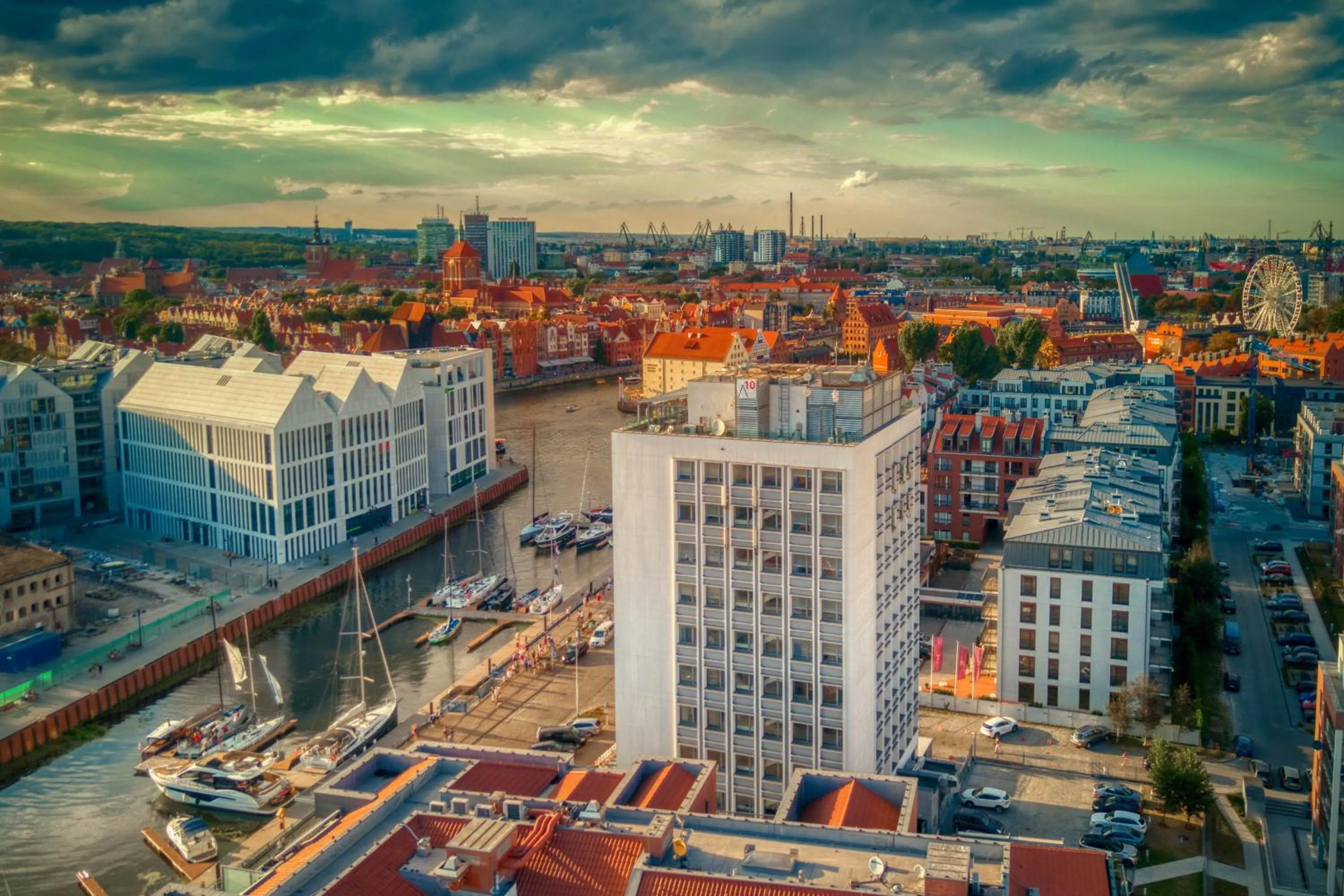 Property building in Hostel Gdańsk Szafarnia 10 Old Town