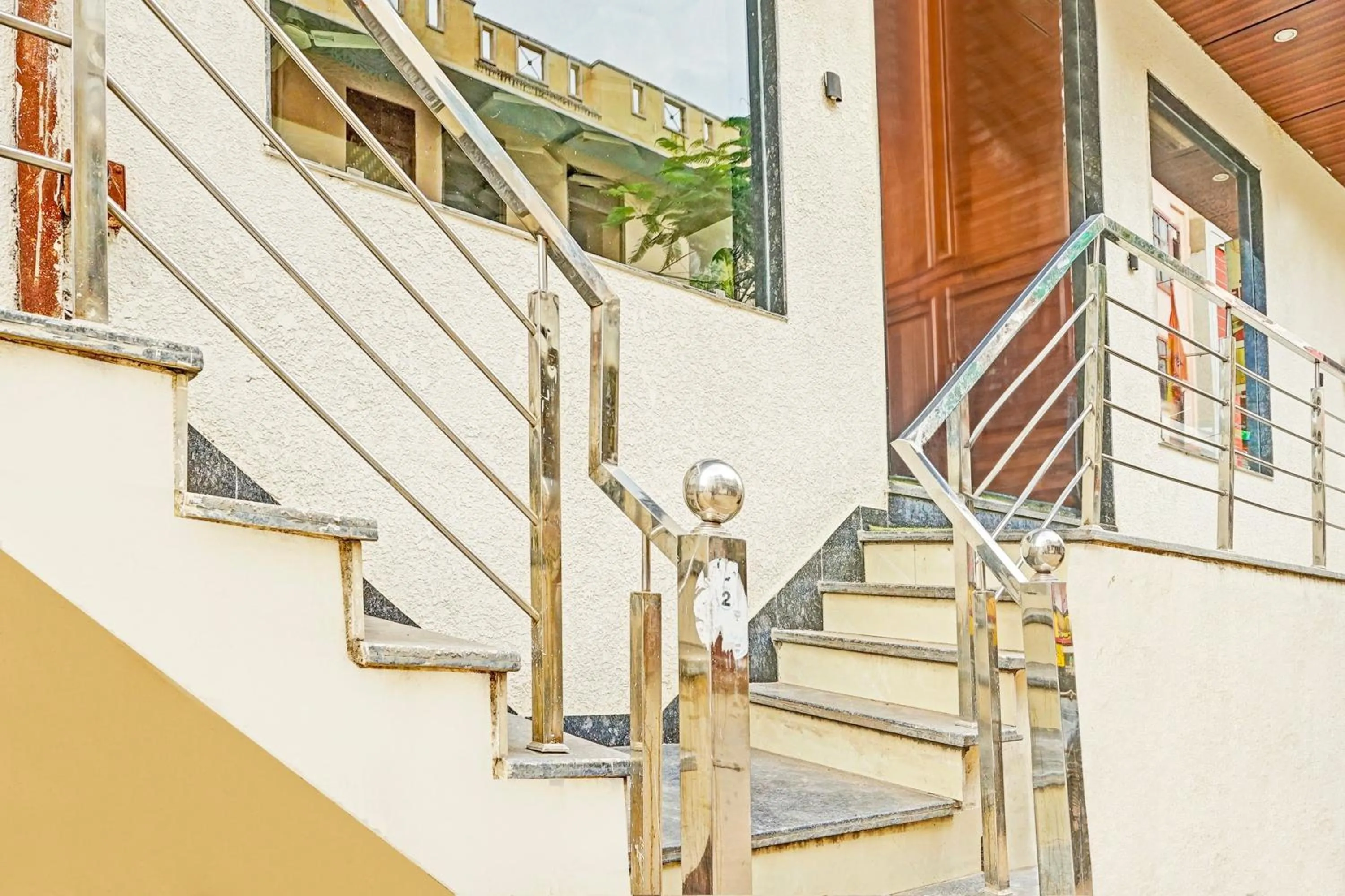 Facade/entrance in Super Townhouse Collectorate Circle Formerly LD Prime