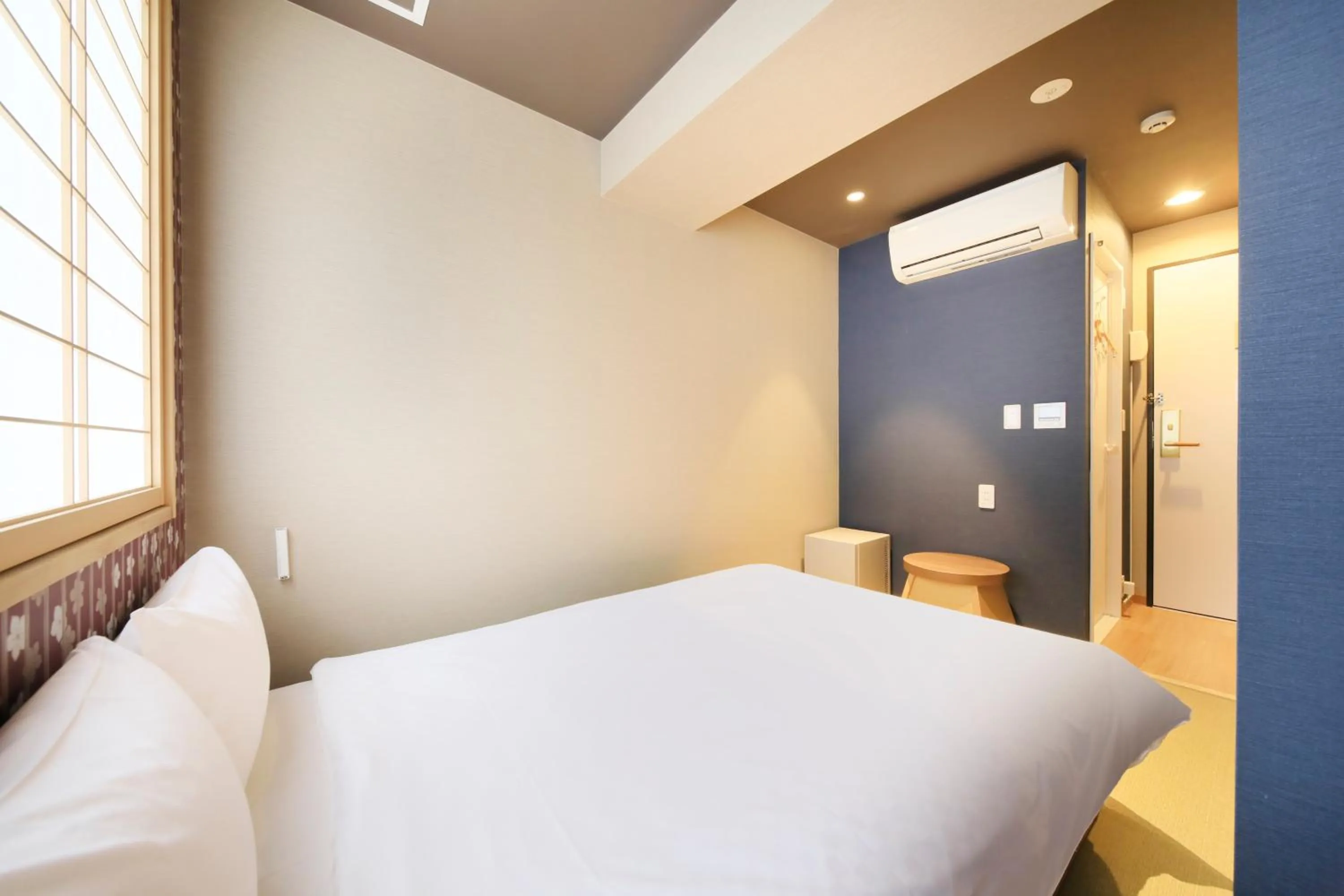 Photo of the whole room, Bed in Tamayura Hotel Asakusa