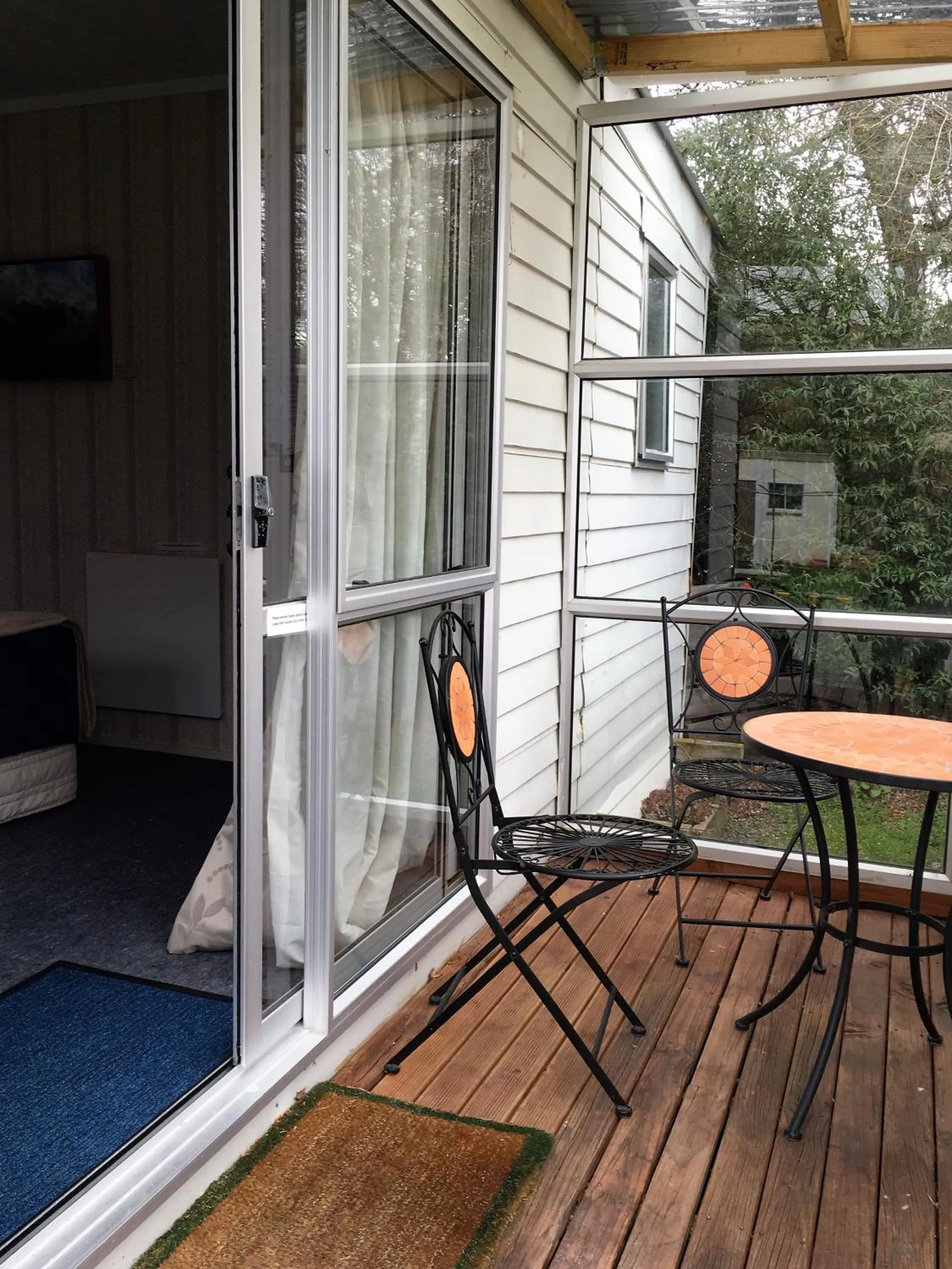 Patio in Burkes Pass Country Motels