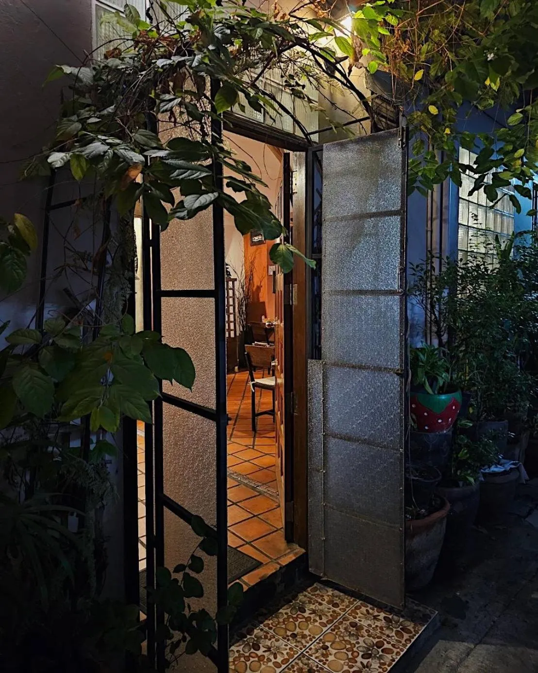 Facade/entrance in Baan Glang Soi Restaurant & Guesthouse