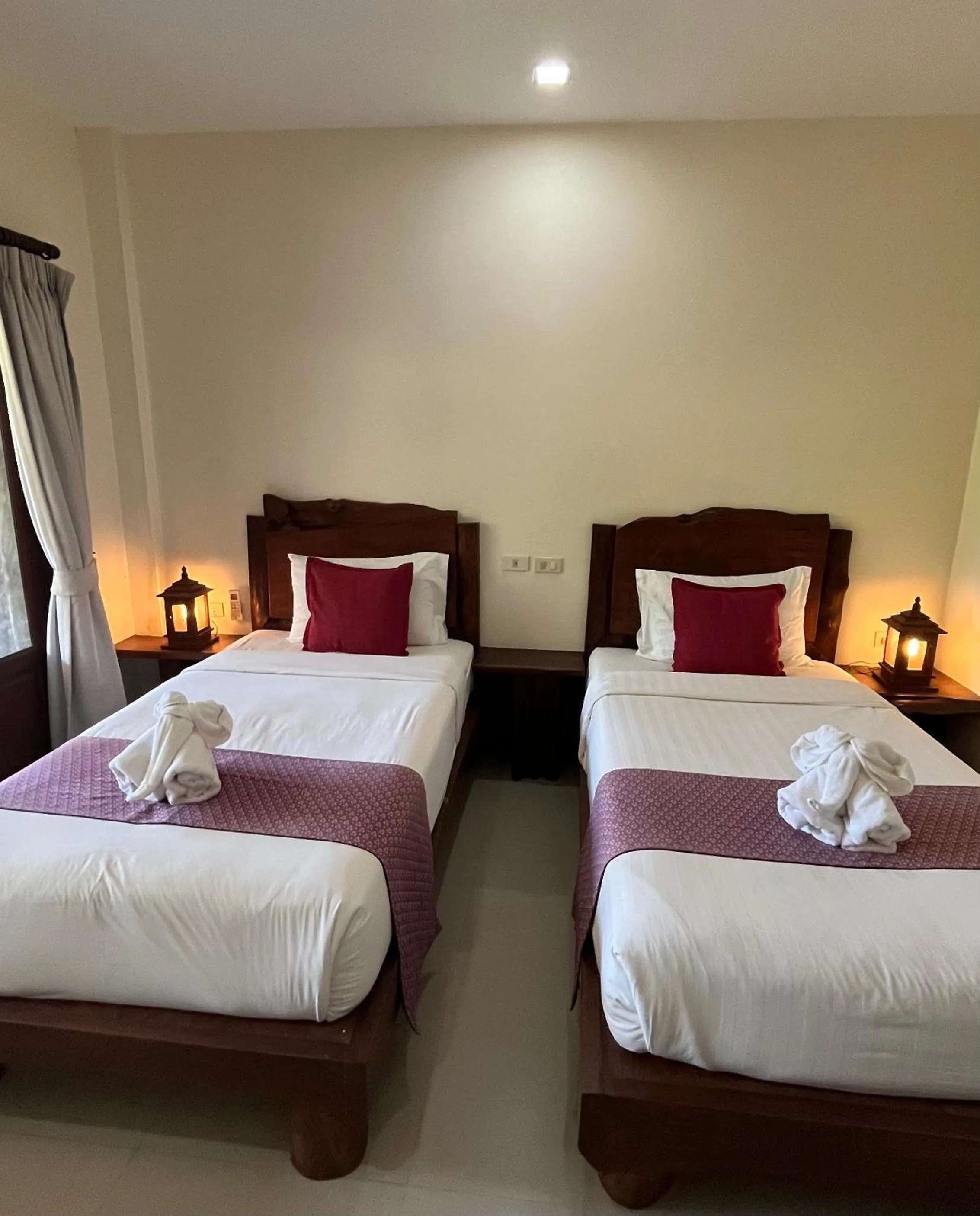 Bed in Krabi Klong Muang Bay Resort