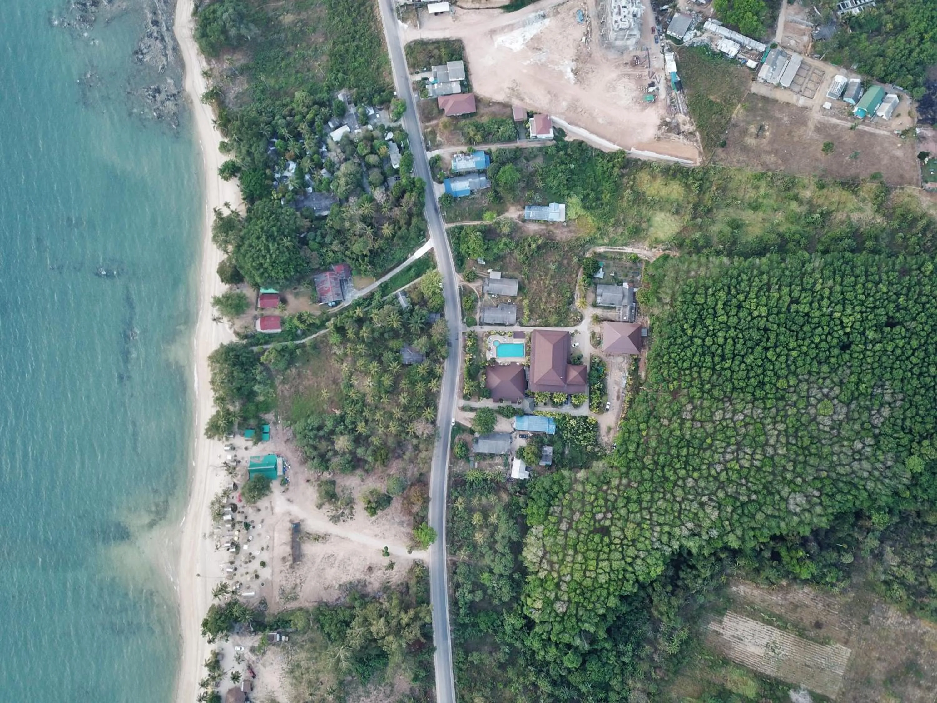 Beach in Krabi Klong Muang Bay Resort