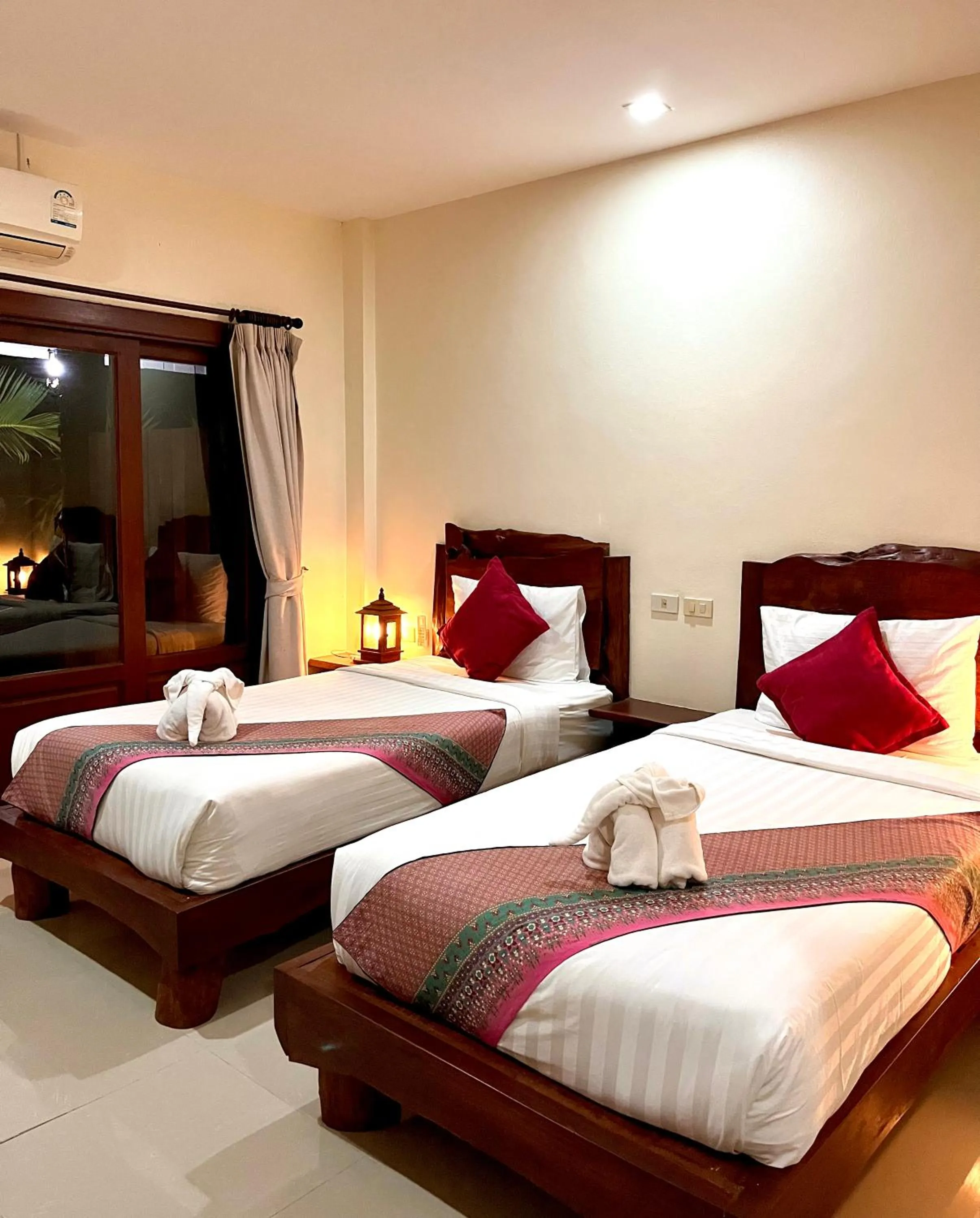 Bed in Krabi Klong Muang Bay Resort