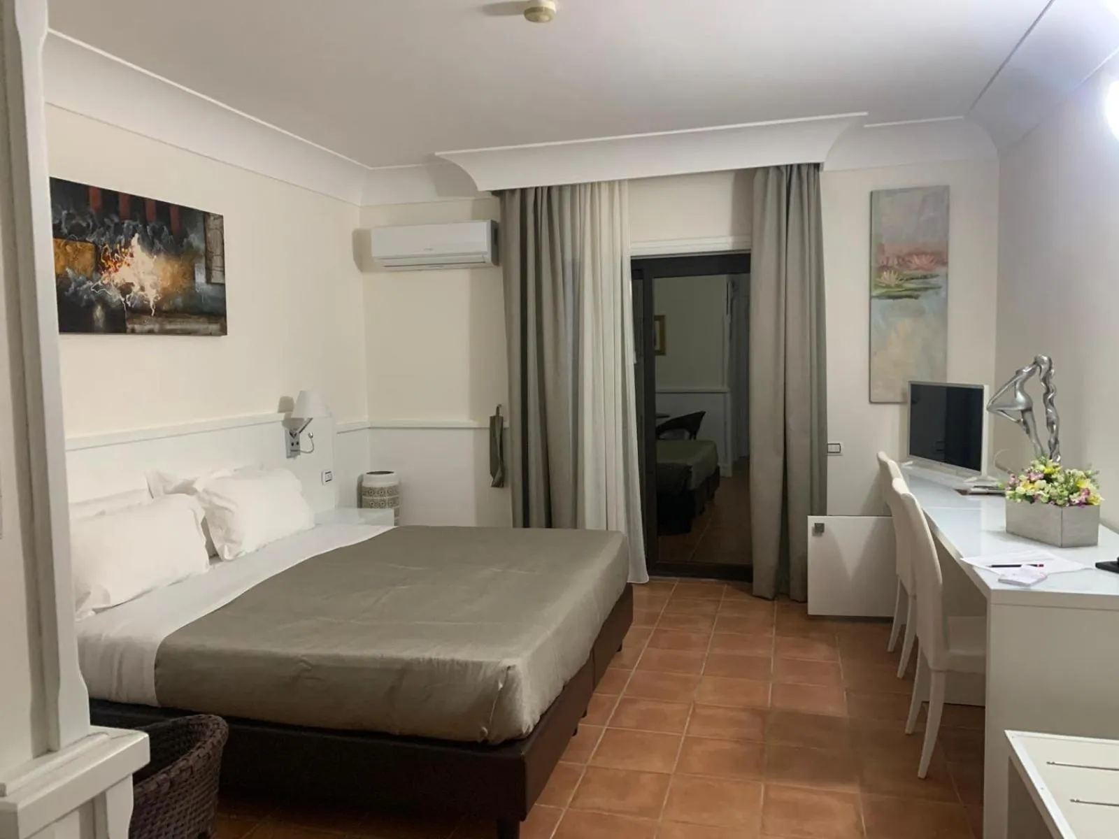 Bed in Baia Di Ulisse Wellness & Spa