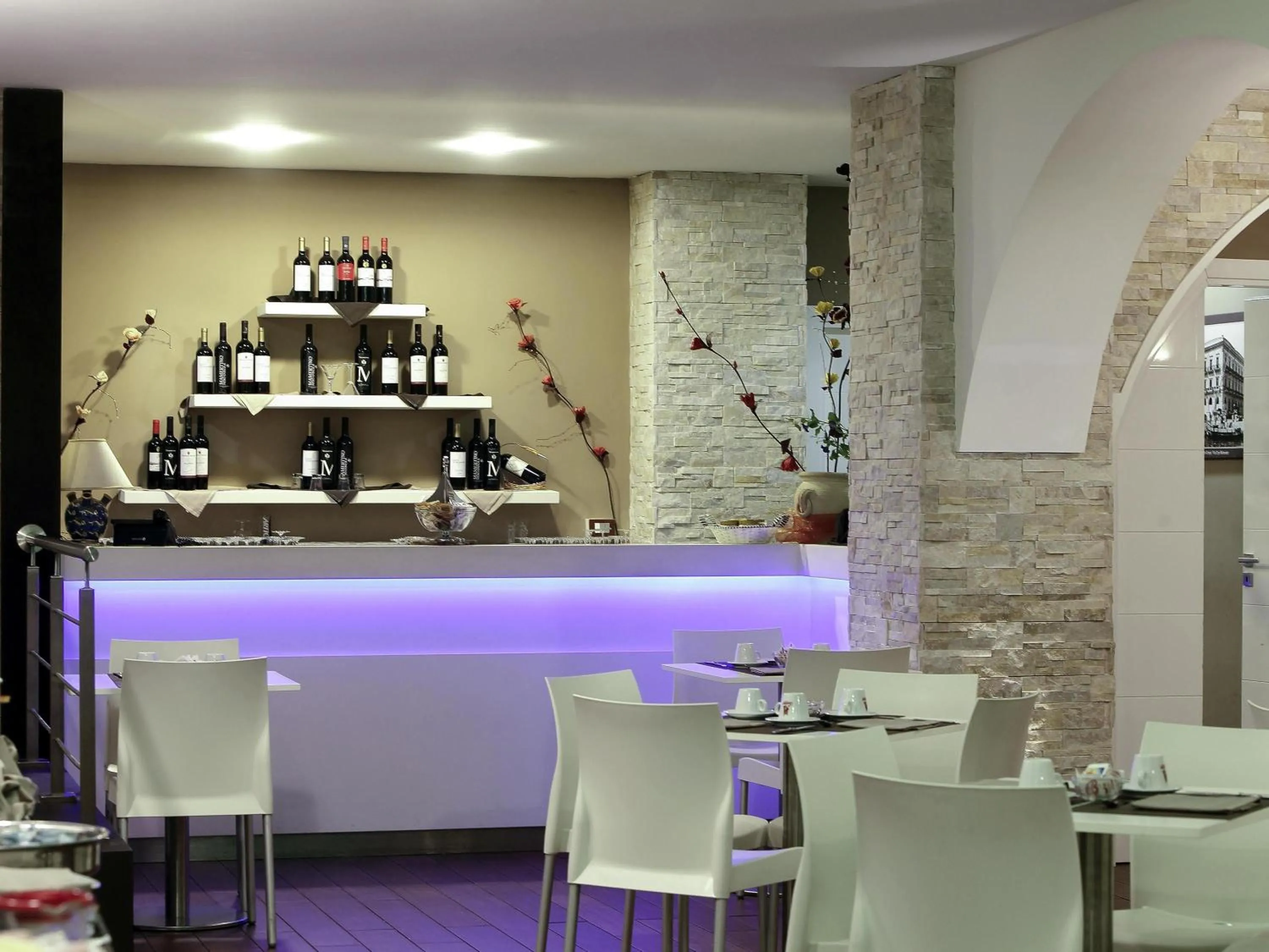Lounge or bar in Ibis Styles Palermo Cristal