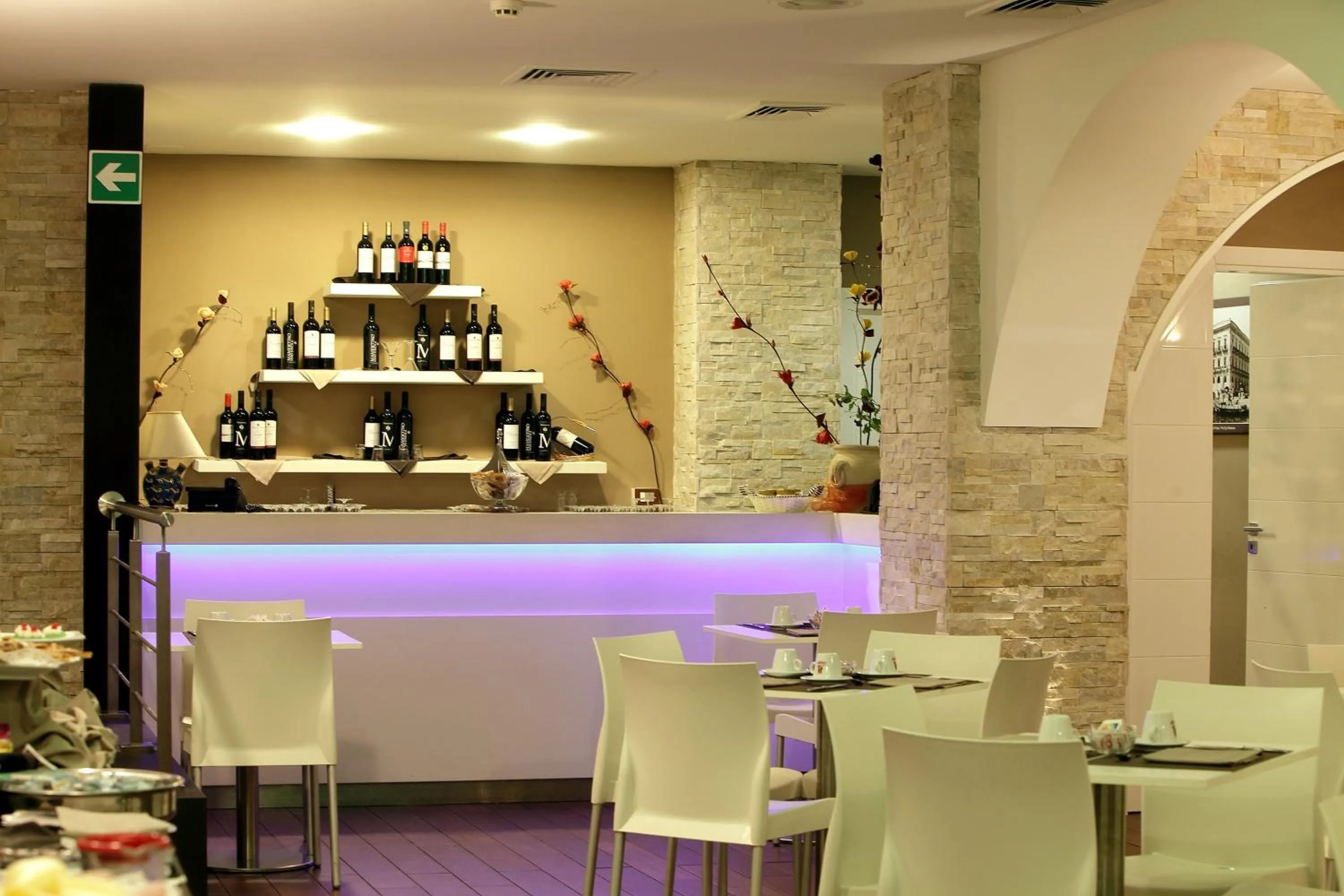 Restaurant/places to eat in Ibis Styles Palermo Cristal