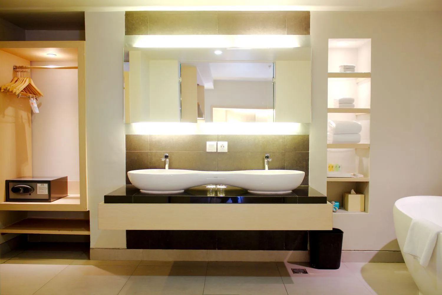 Bathroom in Swiss-Belinn Legian