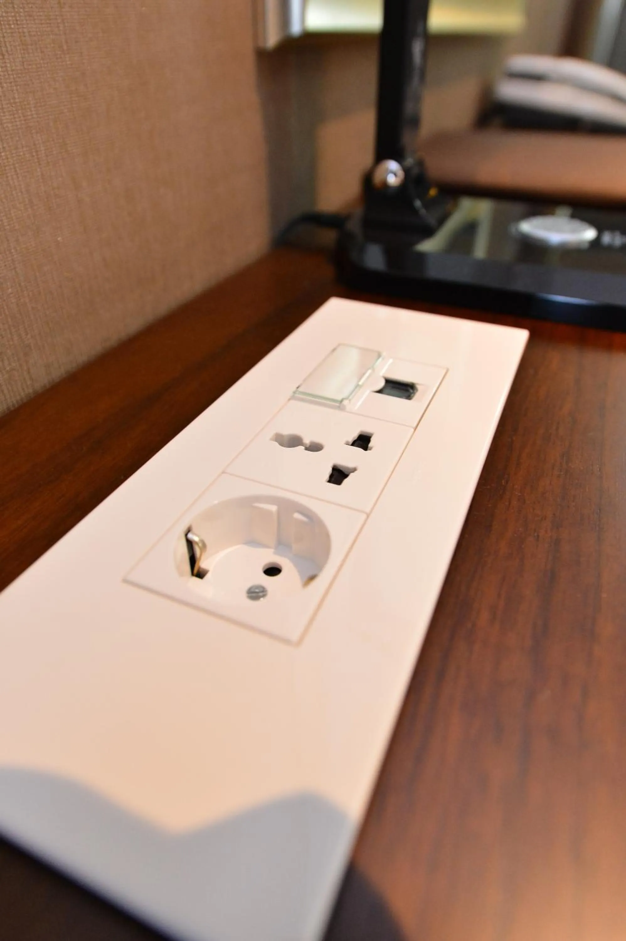 TV and multimedia in Value Highend Hotel Suwon