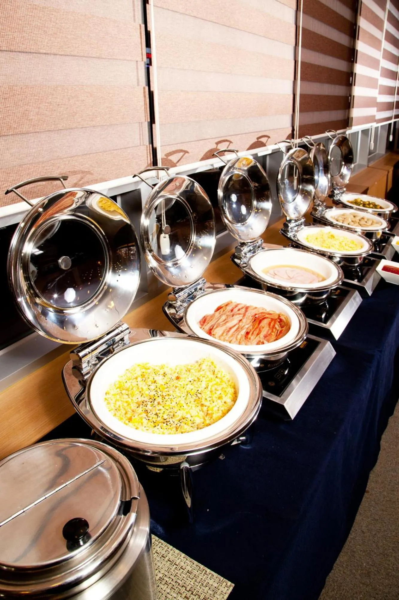 Buffet breakfast in Value Highend Hotel Suwon