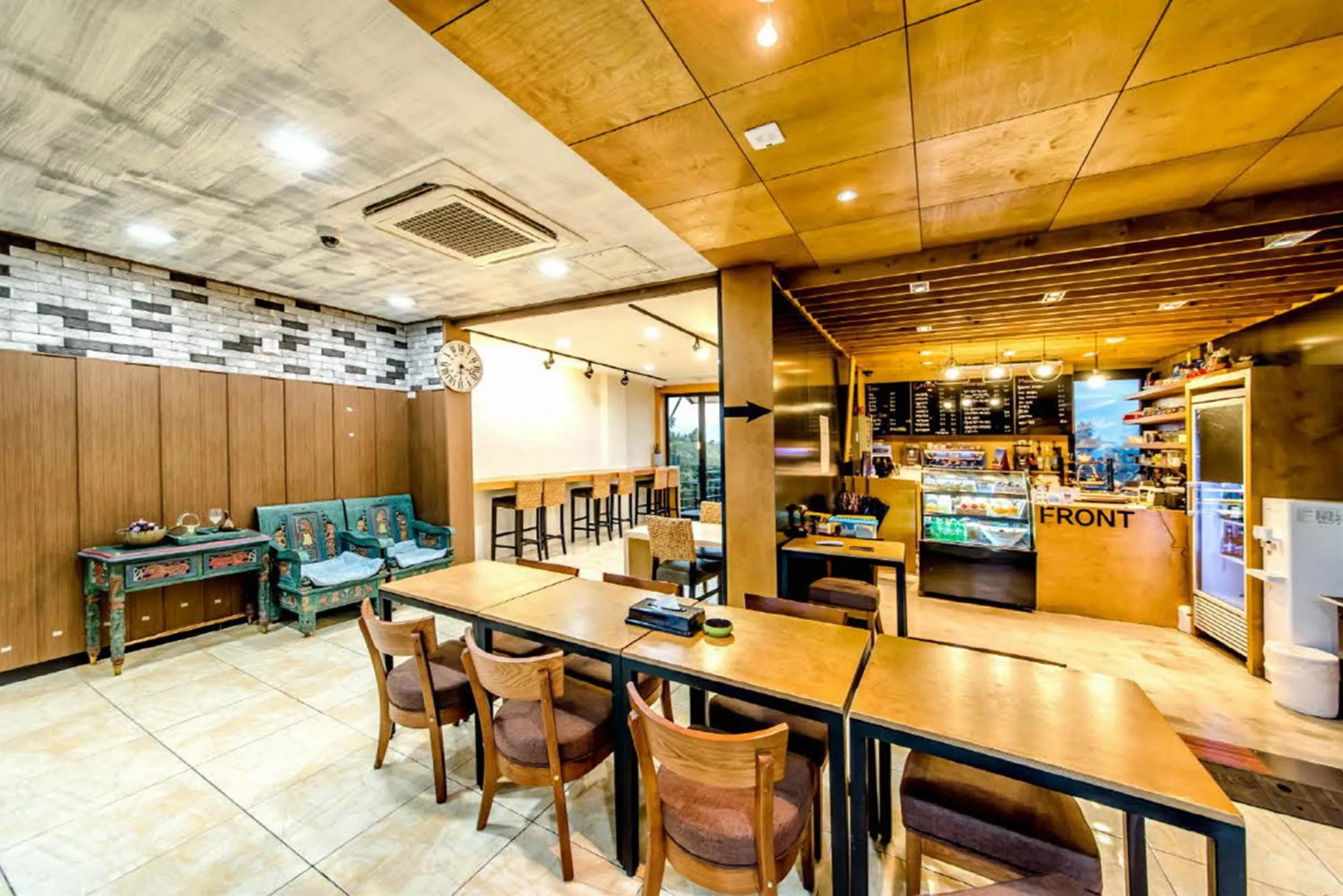 Lobby or reception in Olleyo Resort