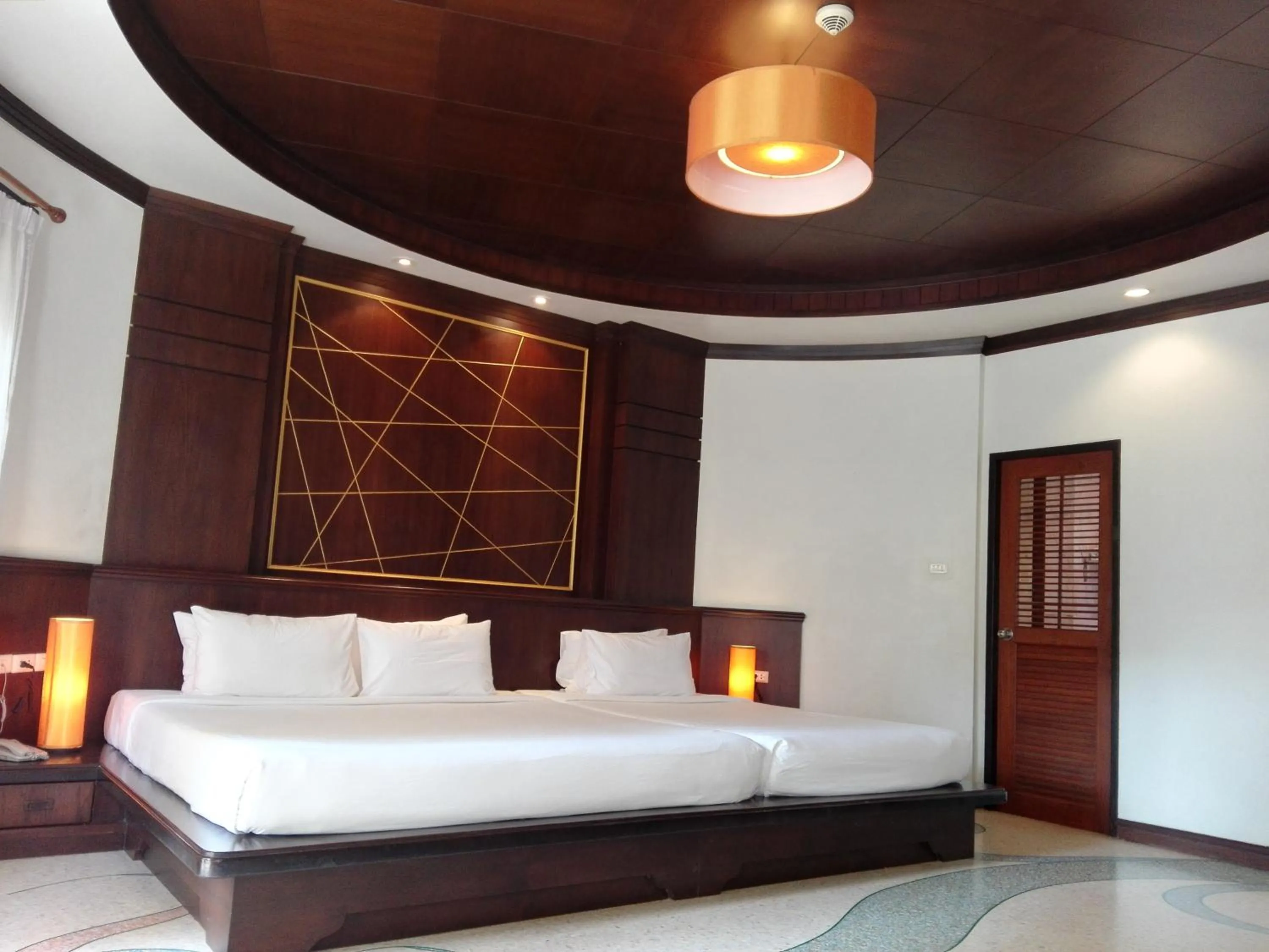 Bed in Golden Beach Resort