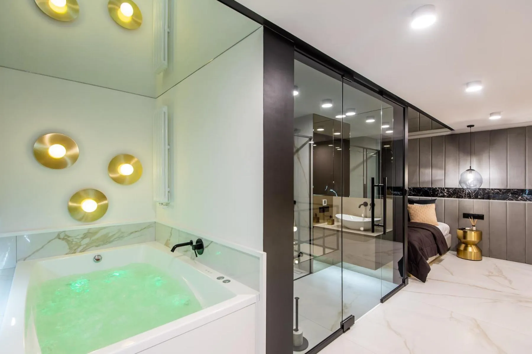 Bed in Super-Apartamenty VIP Jacuzzi II