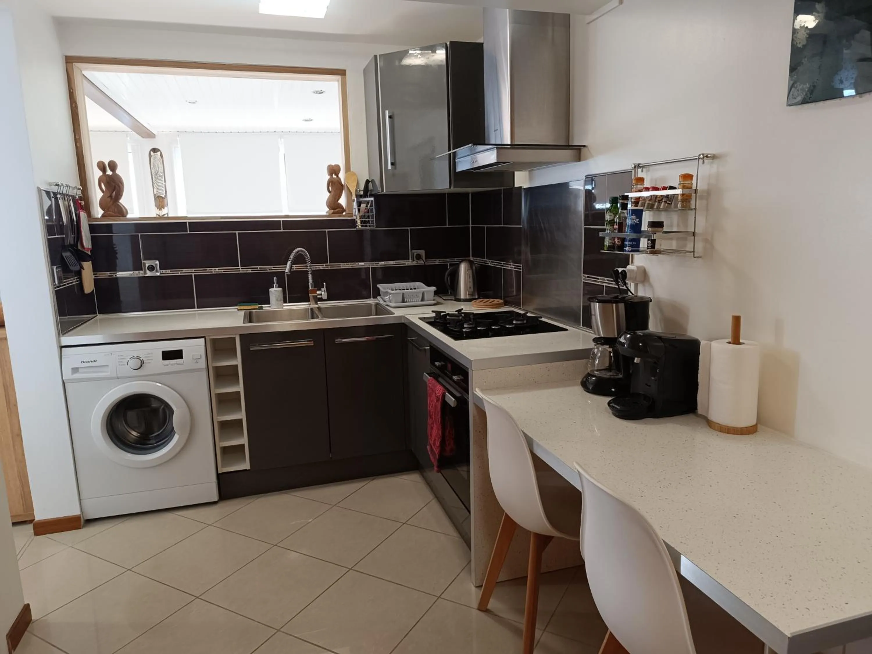 Coffee/tea facilities in CLEMARA EVASION